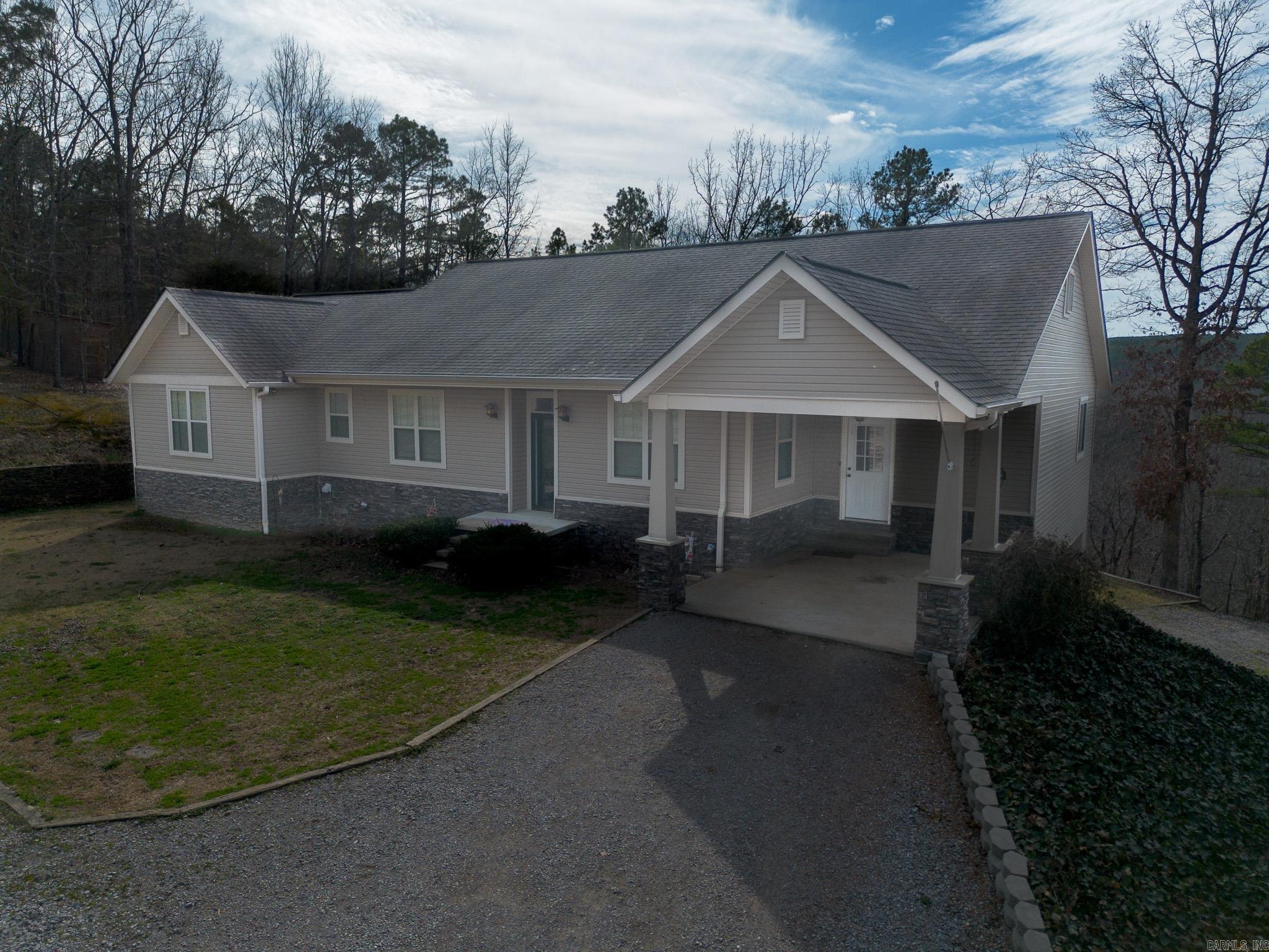 95 Red Oak St.  Pleasant Plains, AR