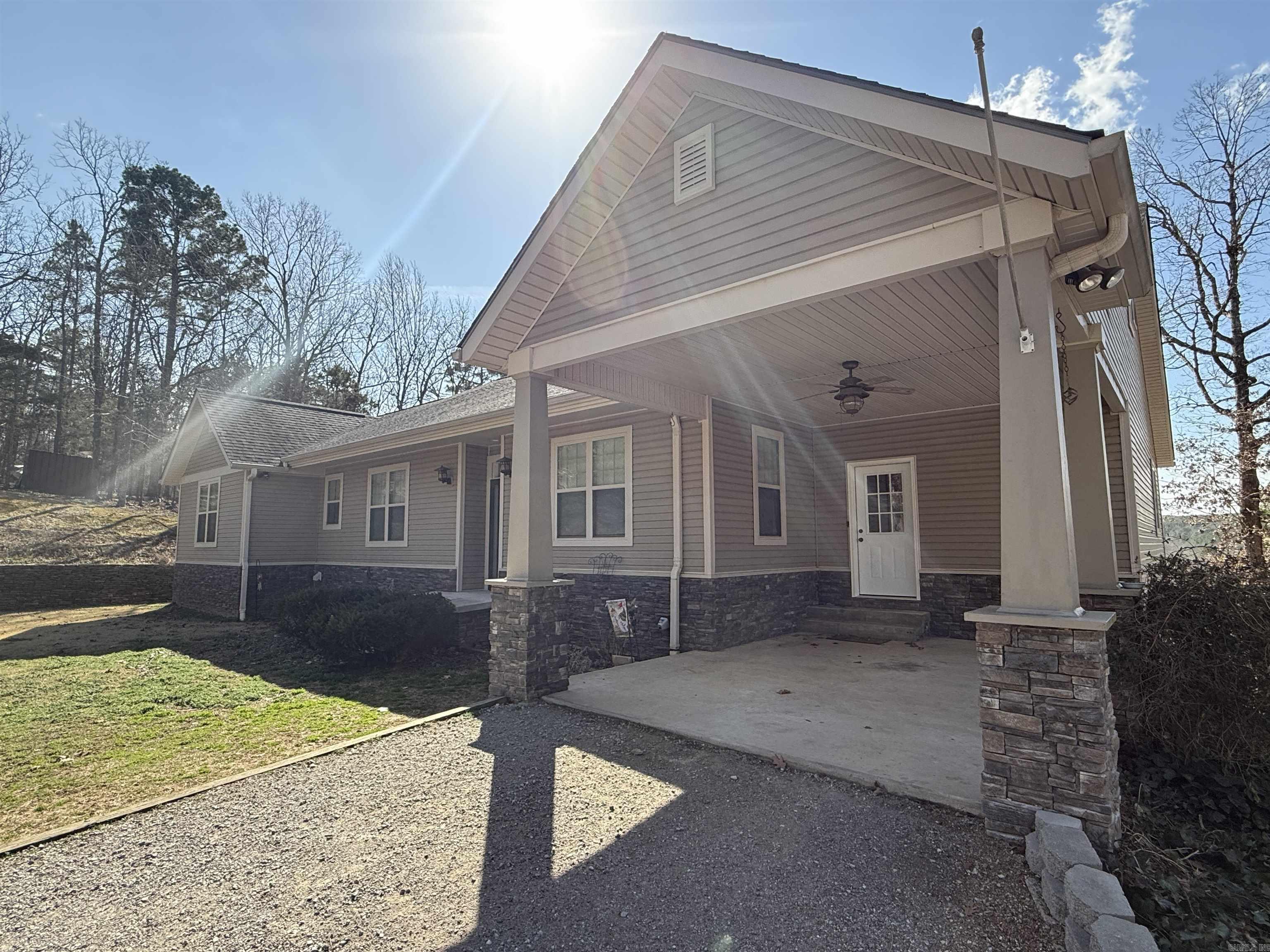 95 Red Oak St.  Pleasant Plains, AR