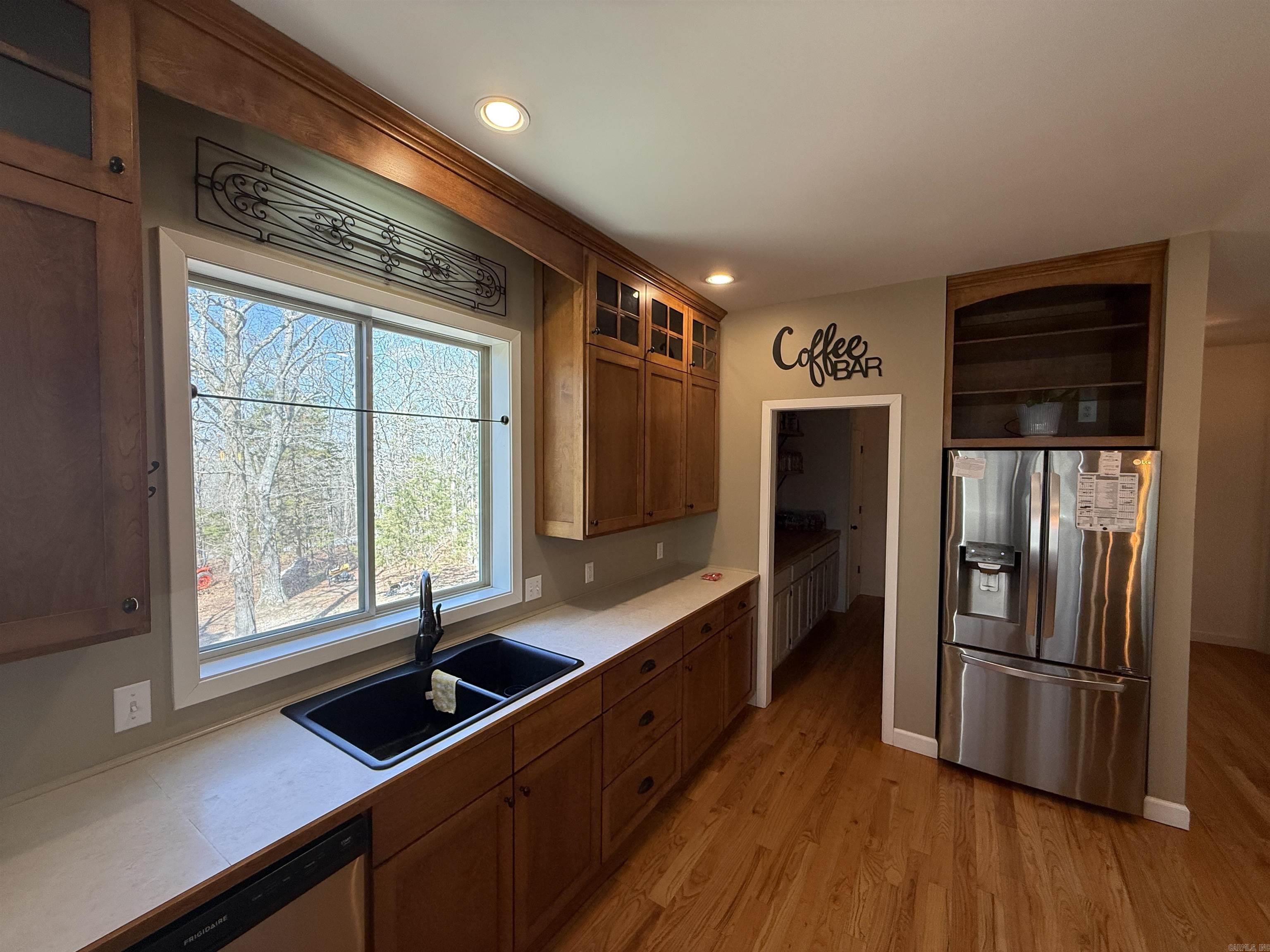 95 Red Oak St.  Pleasant Plains, AR