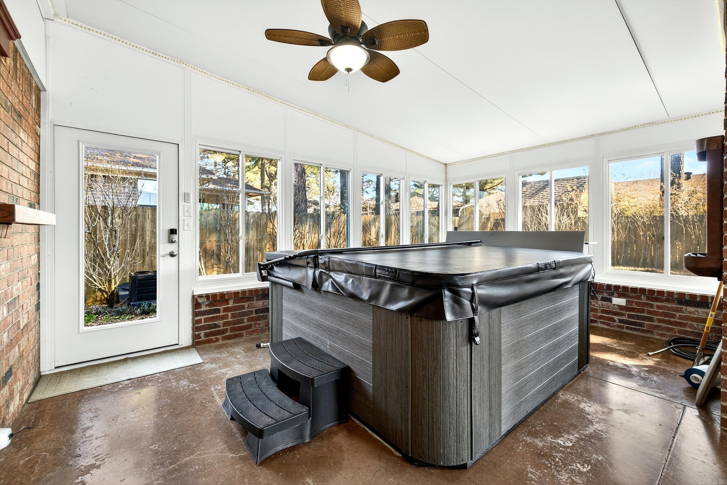 105 Foxrun Cove  Jacksonville, AR