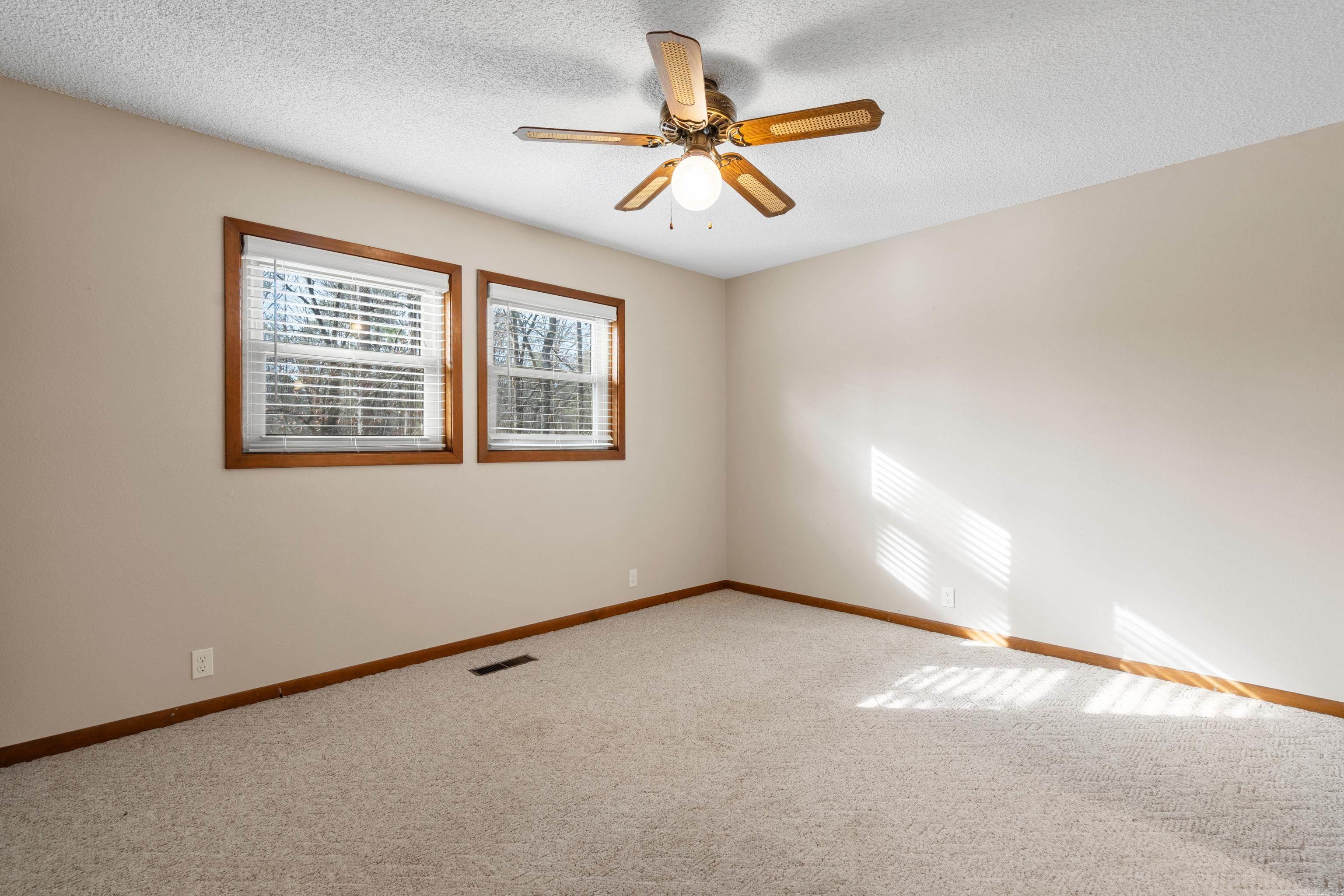 2 Escocia  Hot Springs Village, AR