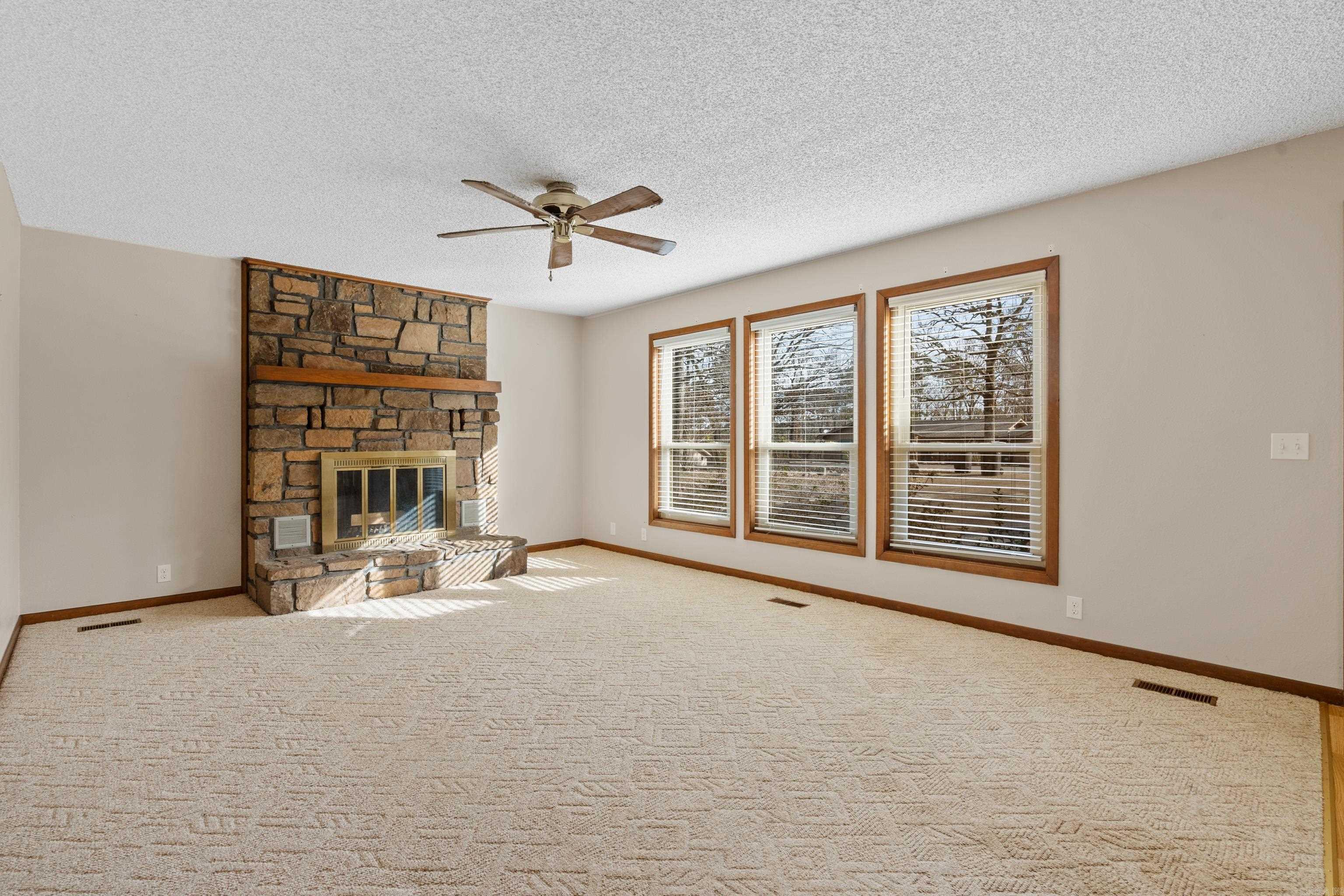 2 Escocia  Hot Springs Village, AR