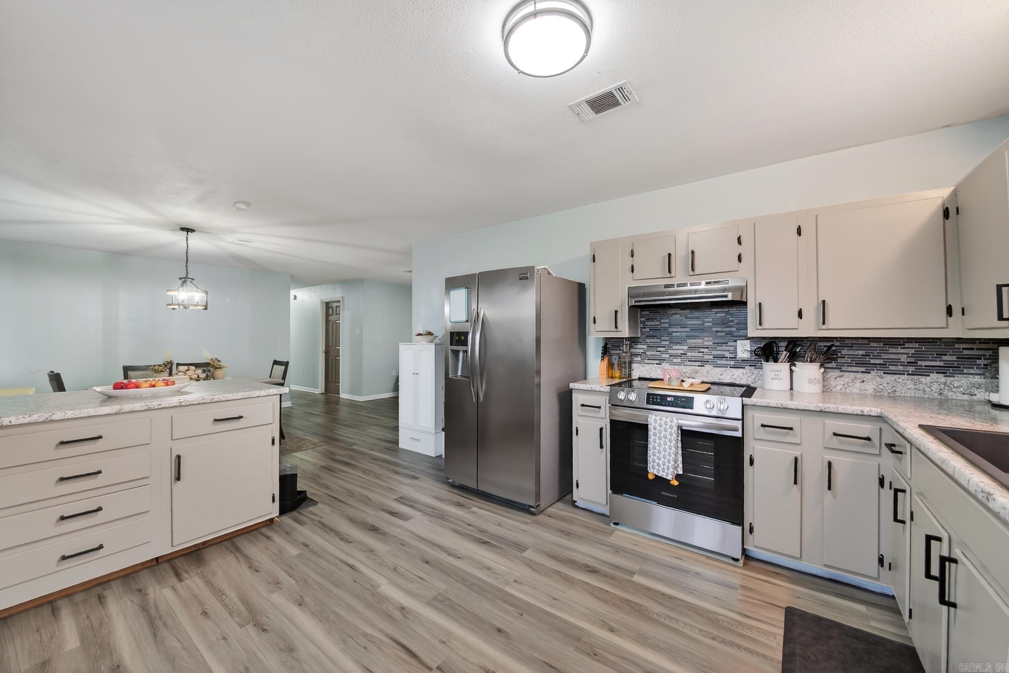 9 Snowden Circle Greenbrier, AR 72058