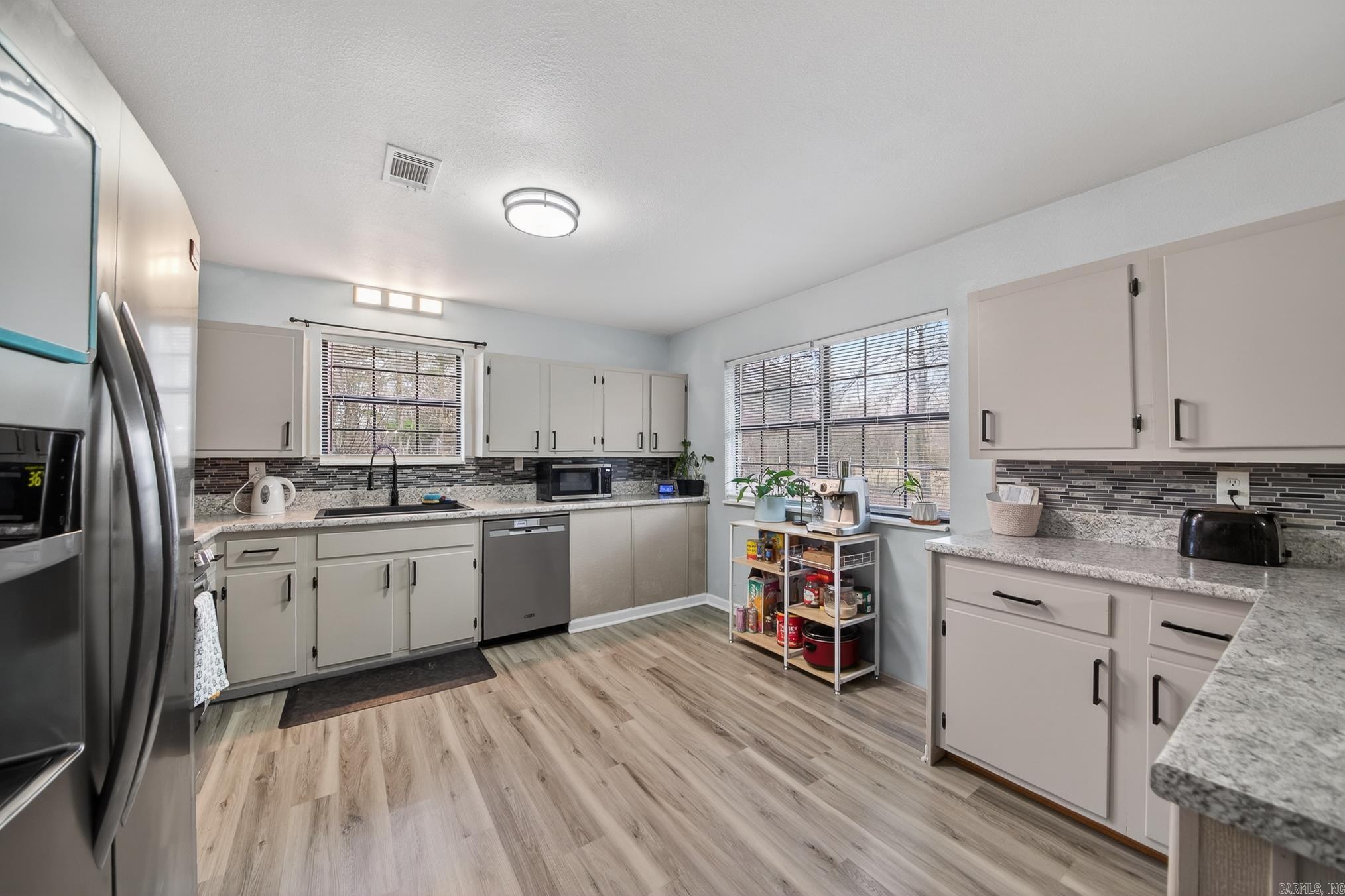 9 Snowden Circle Greenbrier, AR 72058