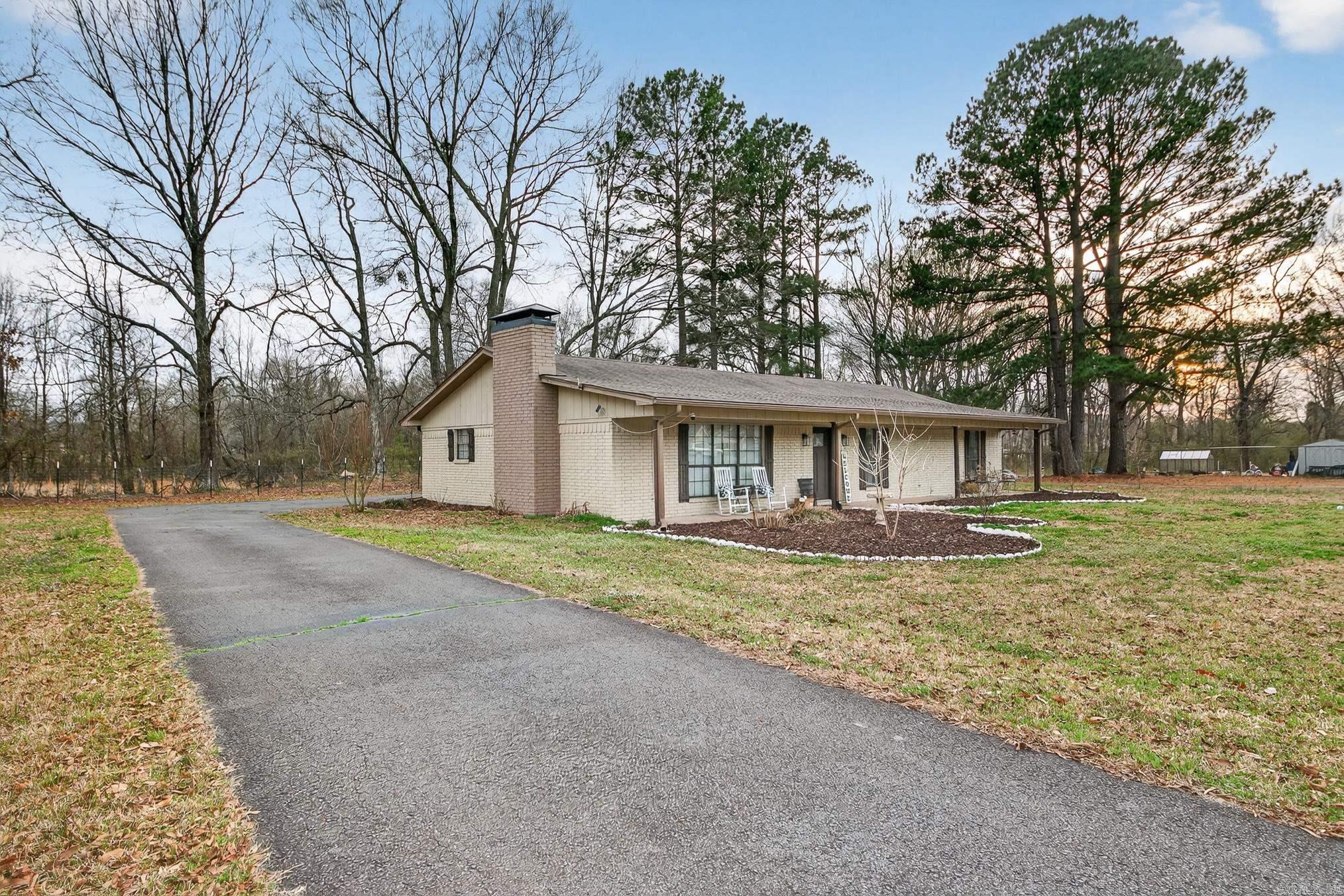 9 Snowden Circle Greenbrier, AR 72058