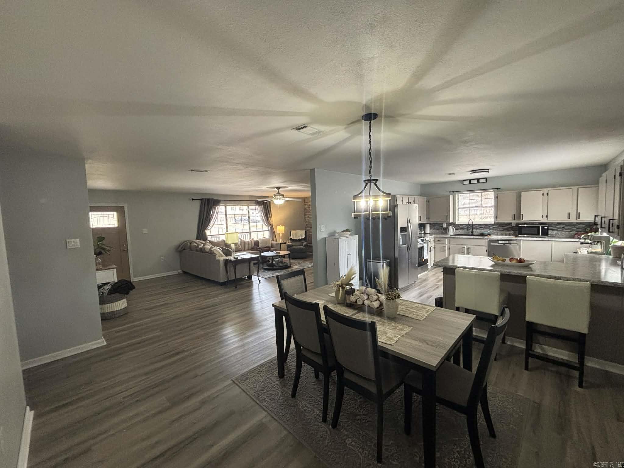 9 Snowden  Greenbrier, AR