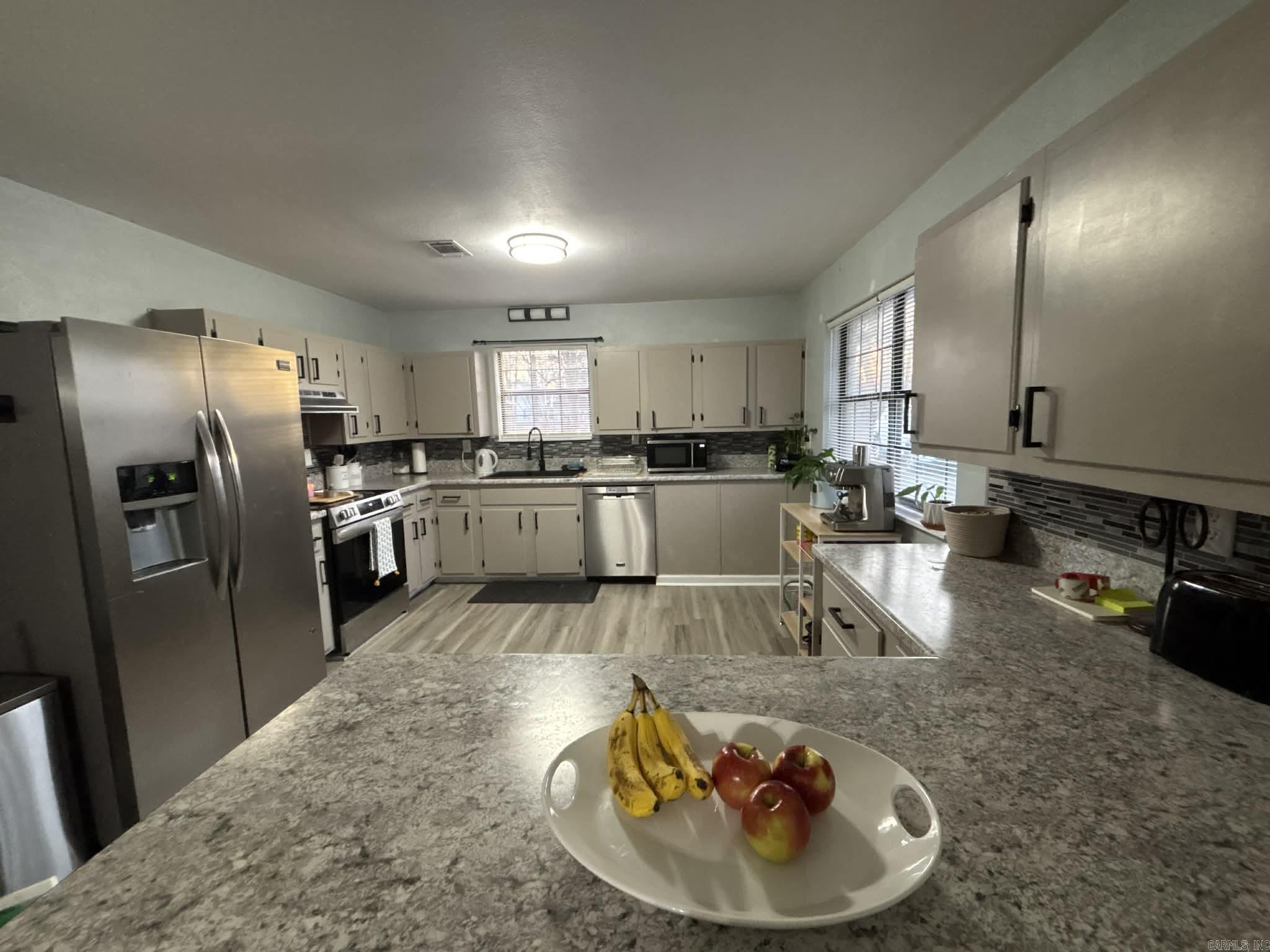 9 Snowden  Greenbrier, AR