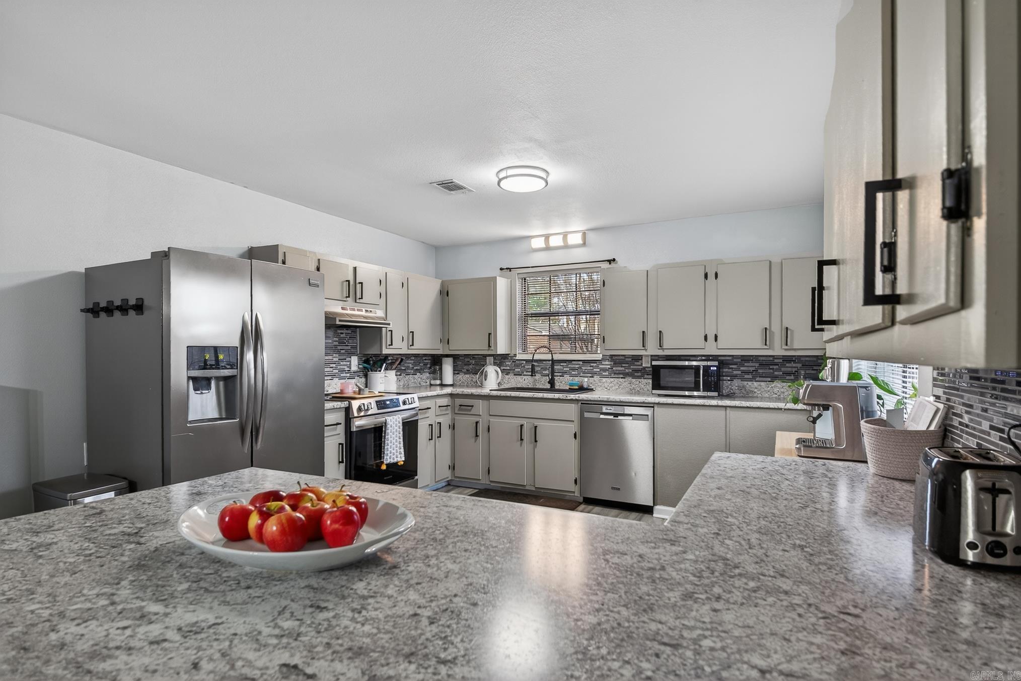 9 Snowden Circle Greenbrier, AR 72058