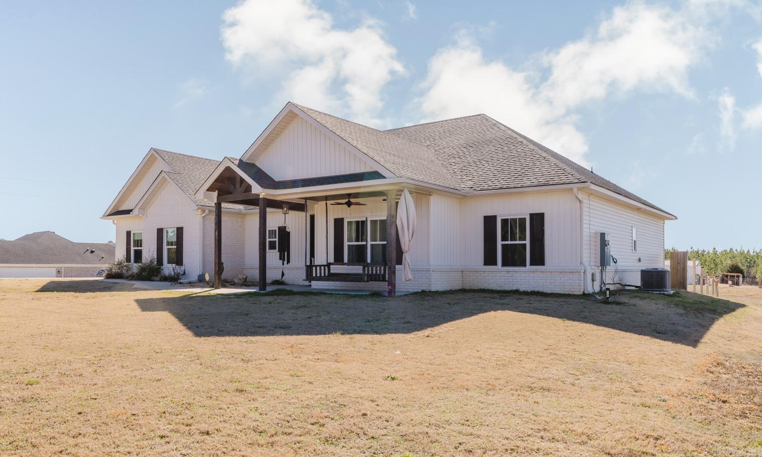 10519 Highway 298  Benton, AR