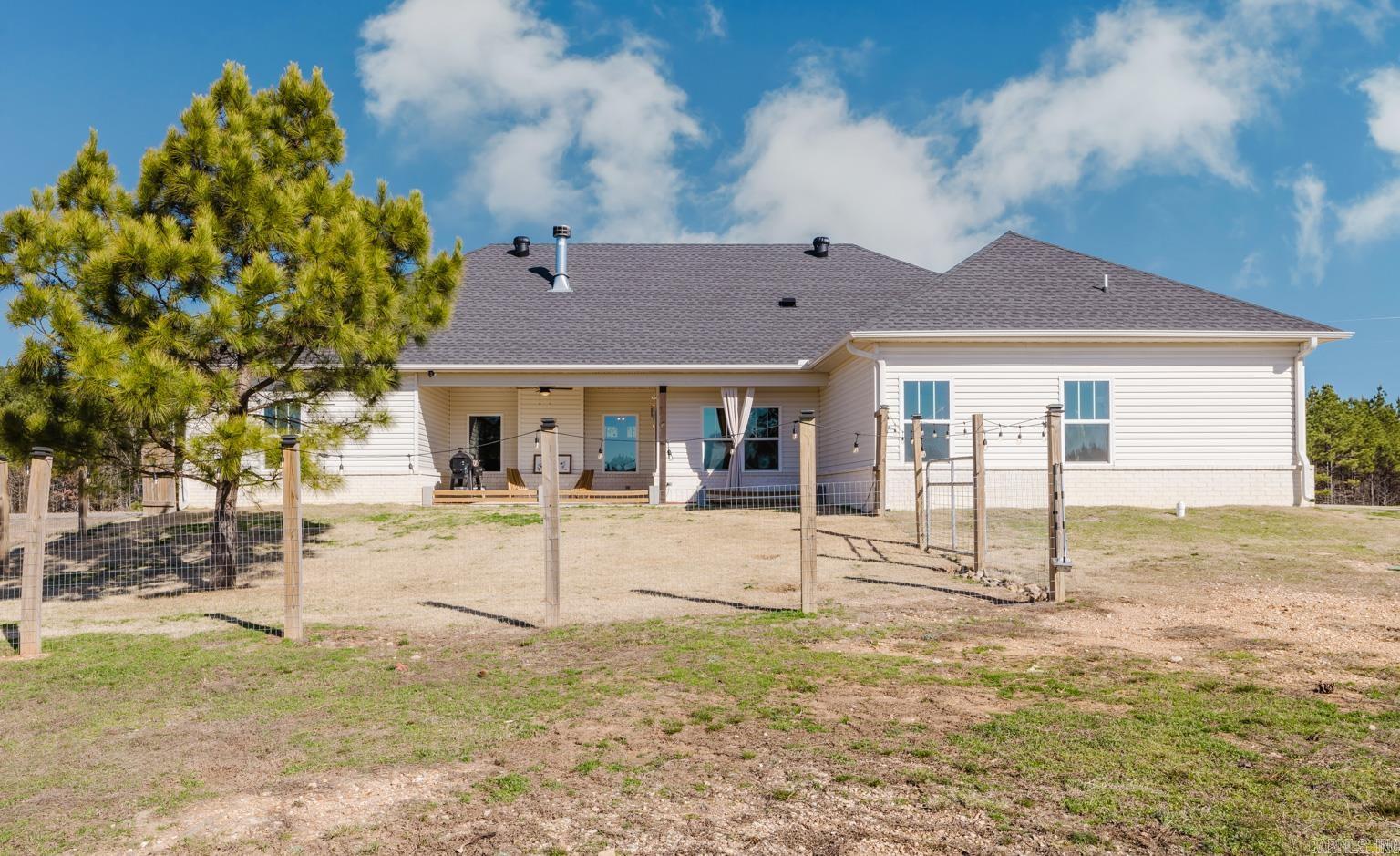 10519 Highway 298  Benton, AR