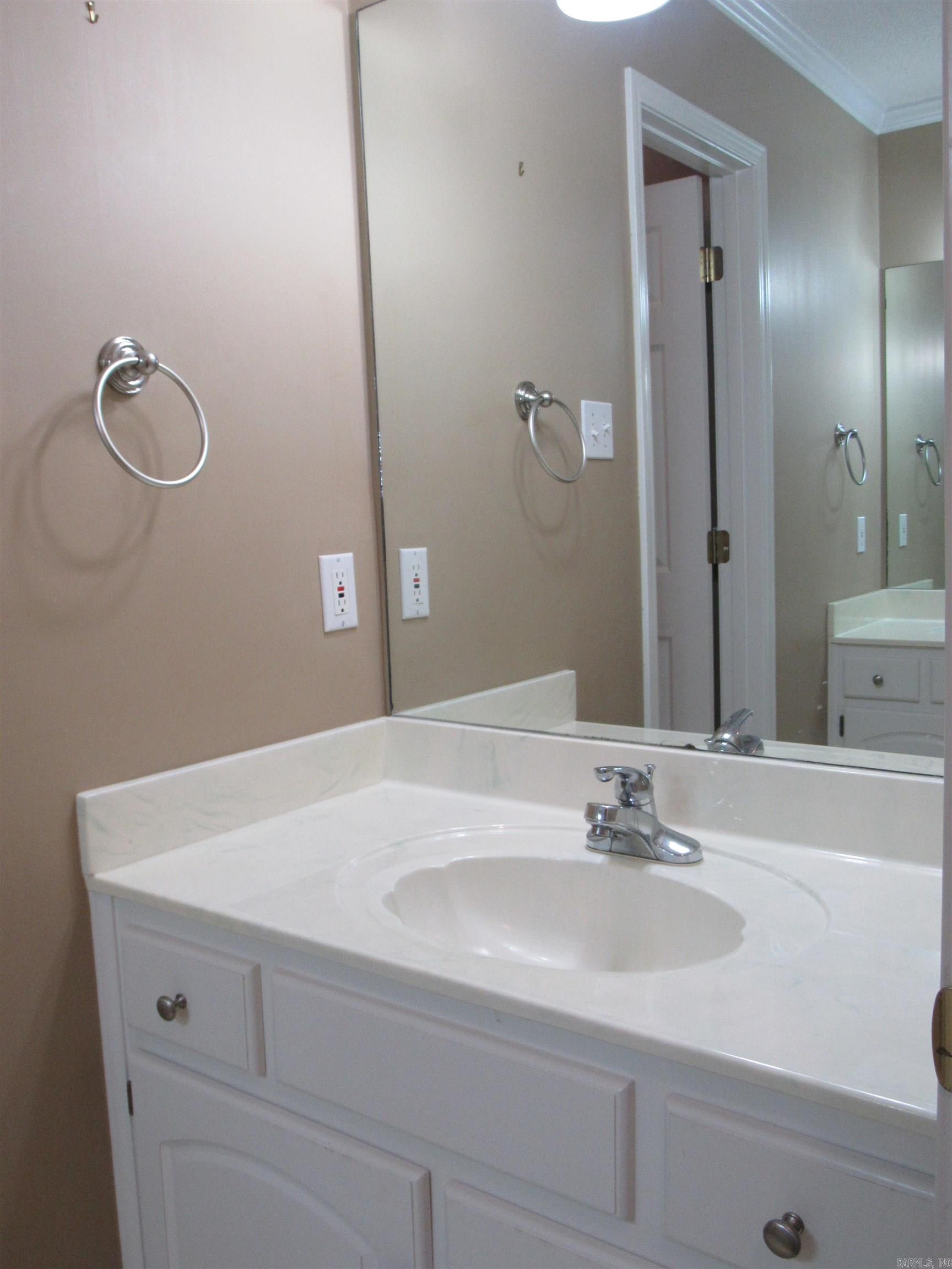 3875 Highway 236  Carlisle, AR