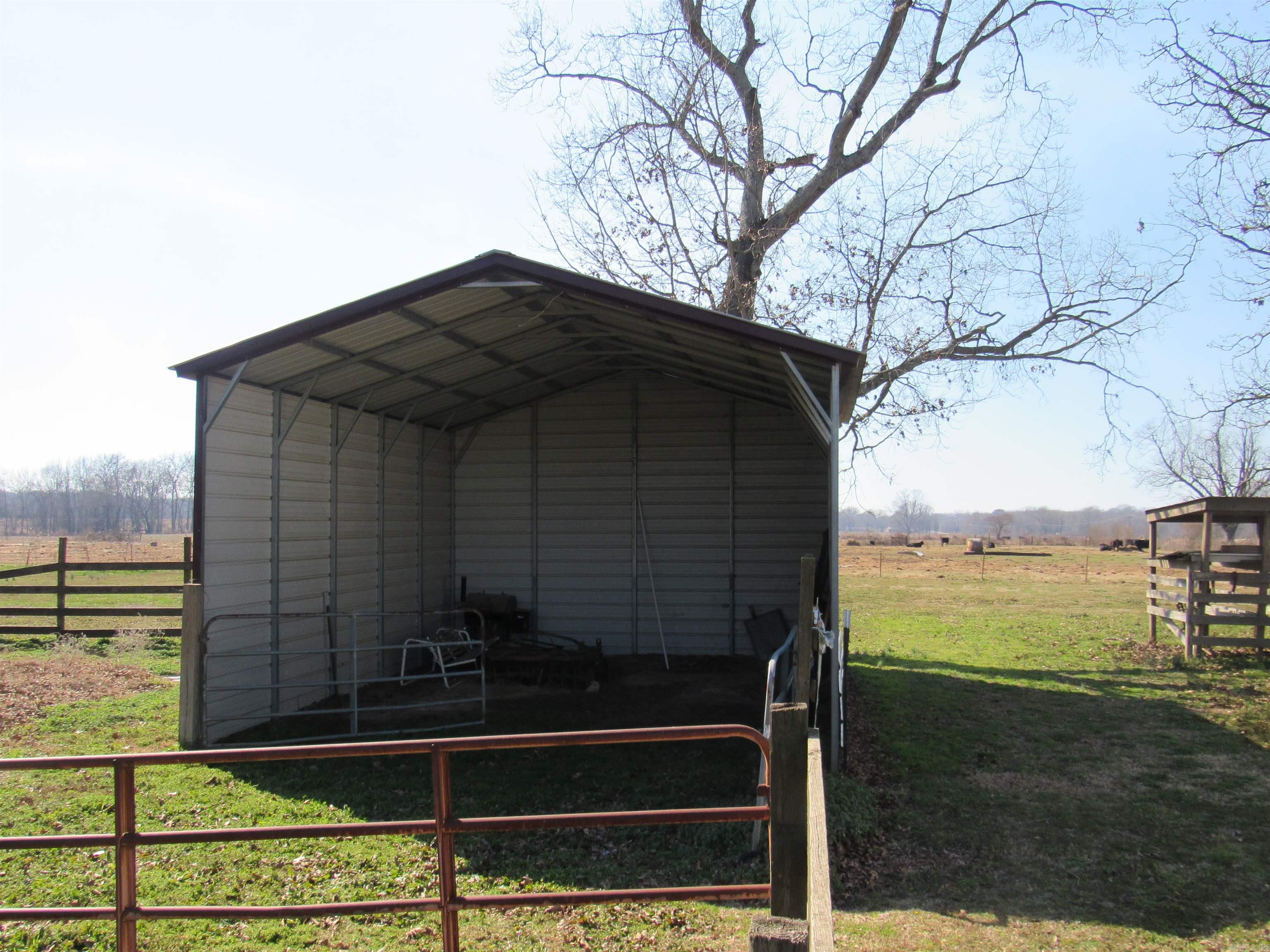 3875 Highway 236  Carlisle, AR