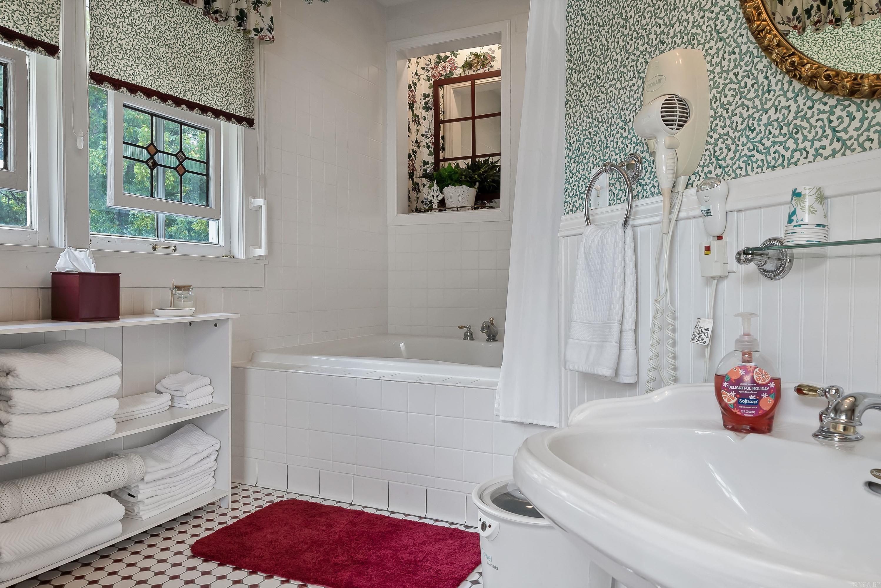 611 W Court  Paragould, AR