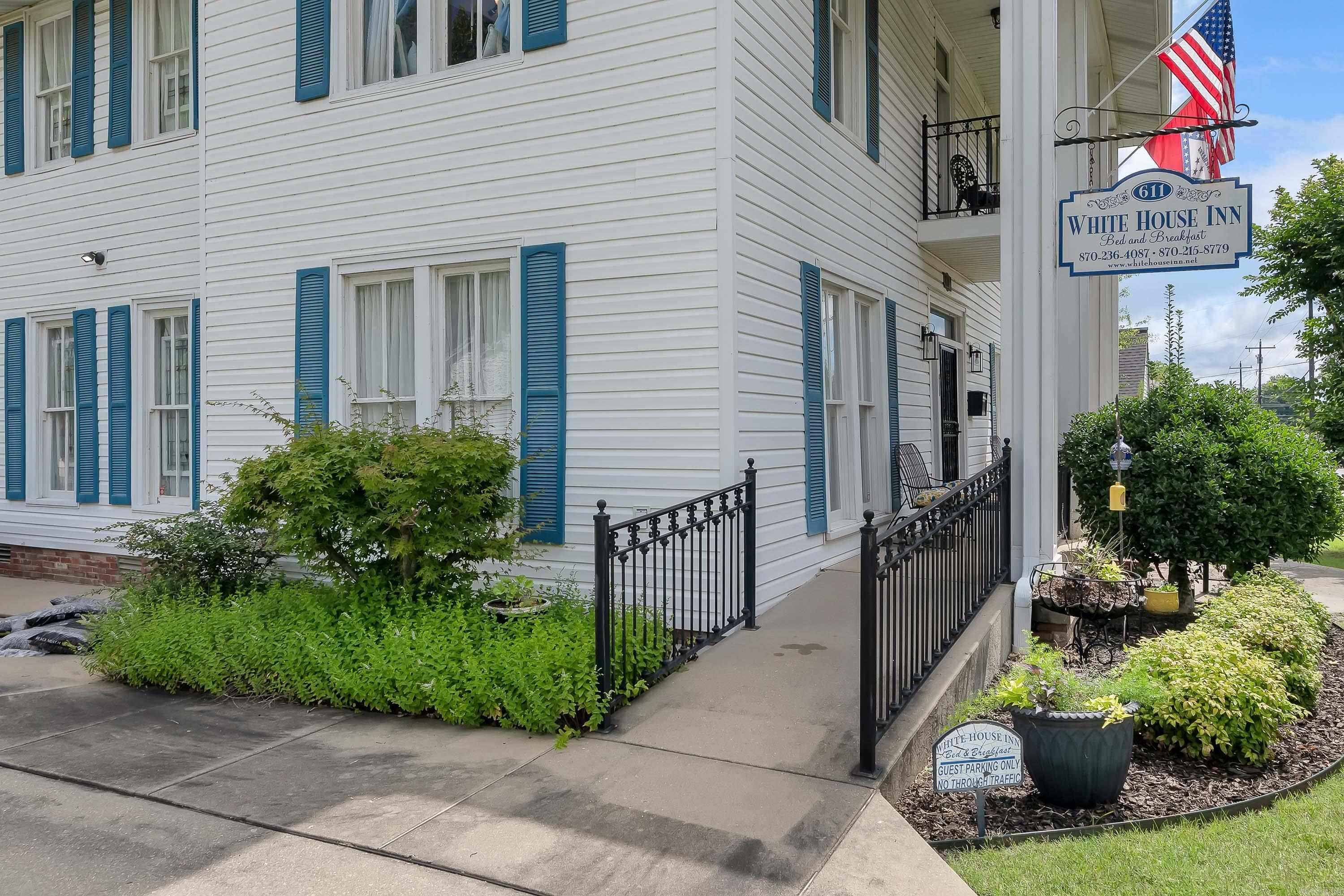 611 W Court  Paragould, AR