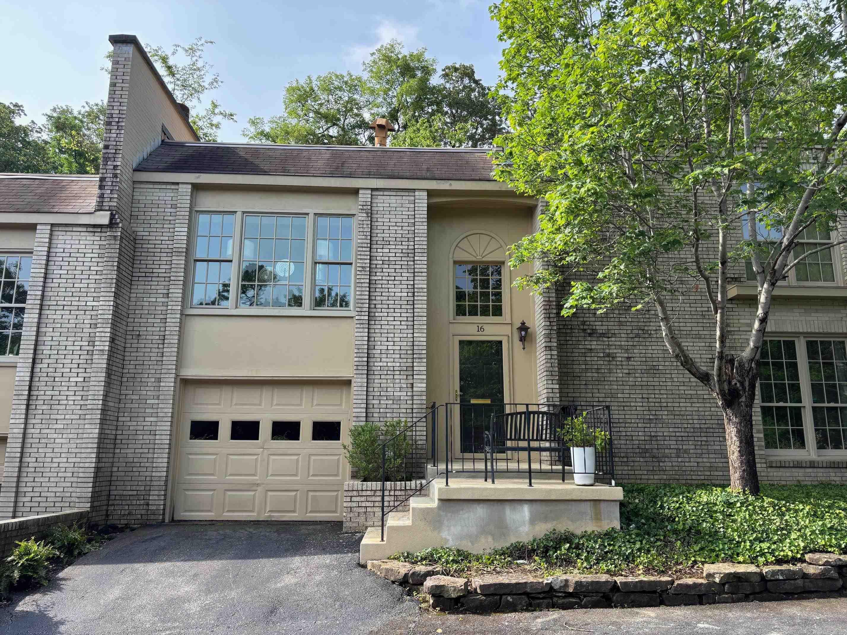 3901  Cedar Hill Road, #16  Little Rock, AR