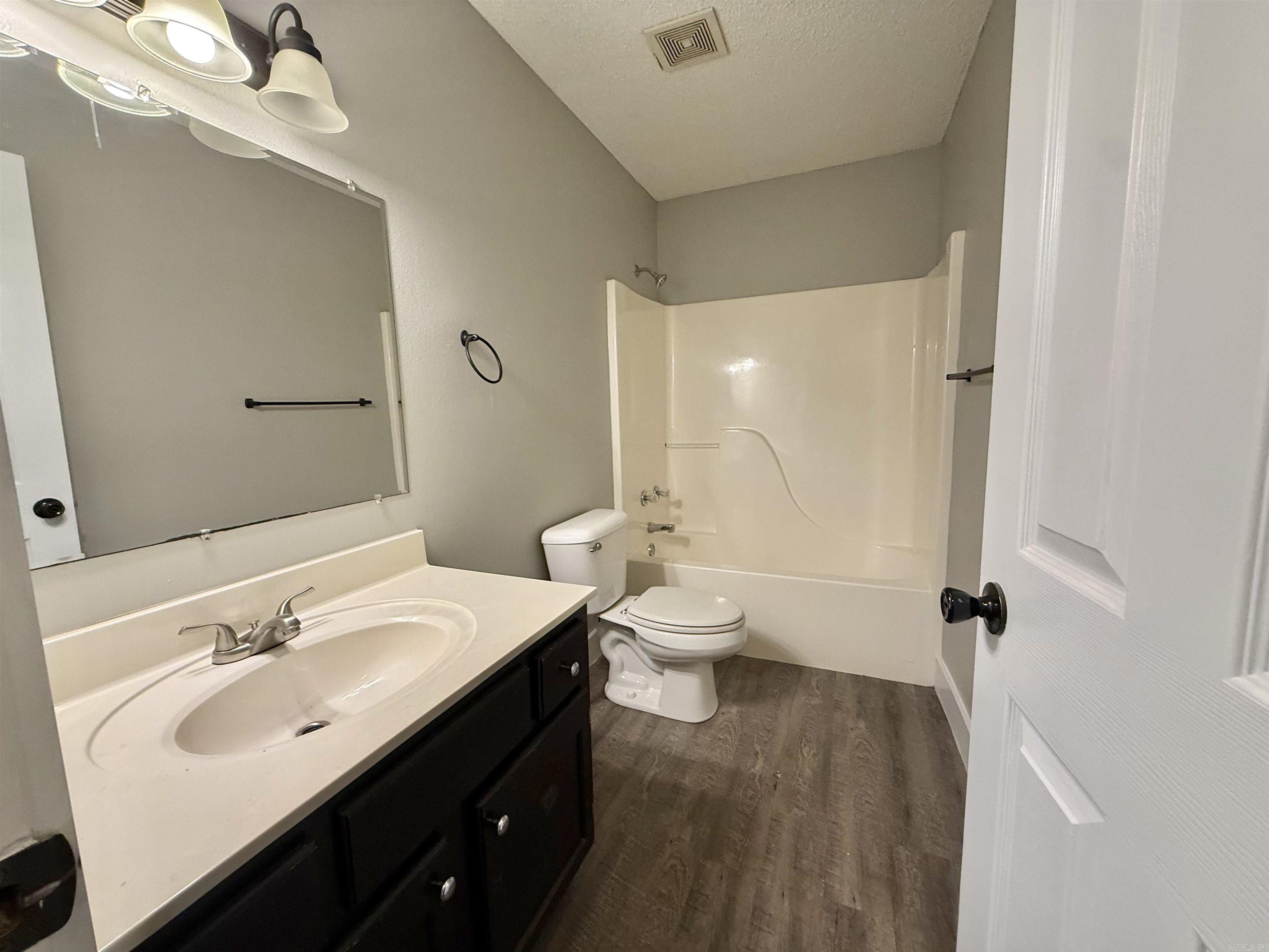 1815 Watts  Benton, AR