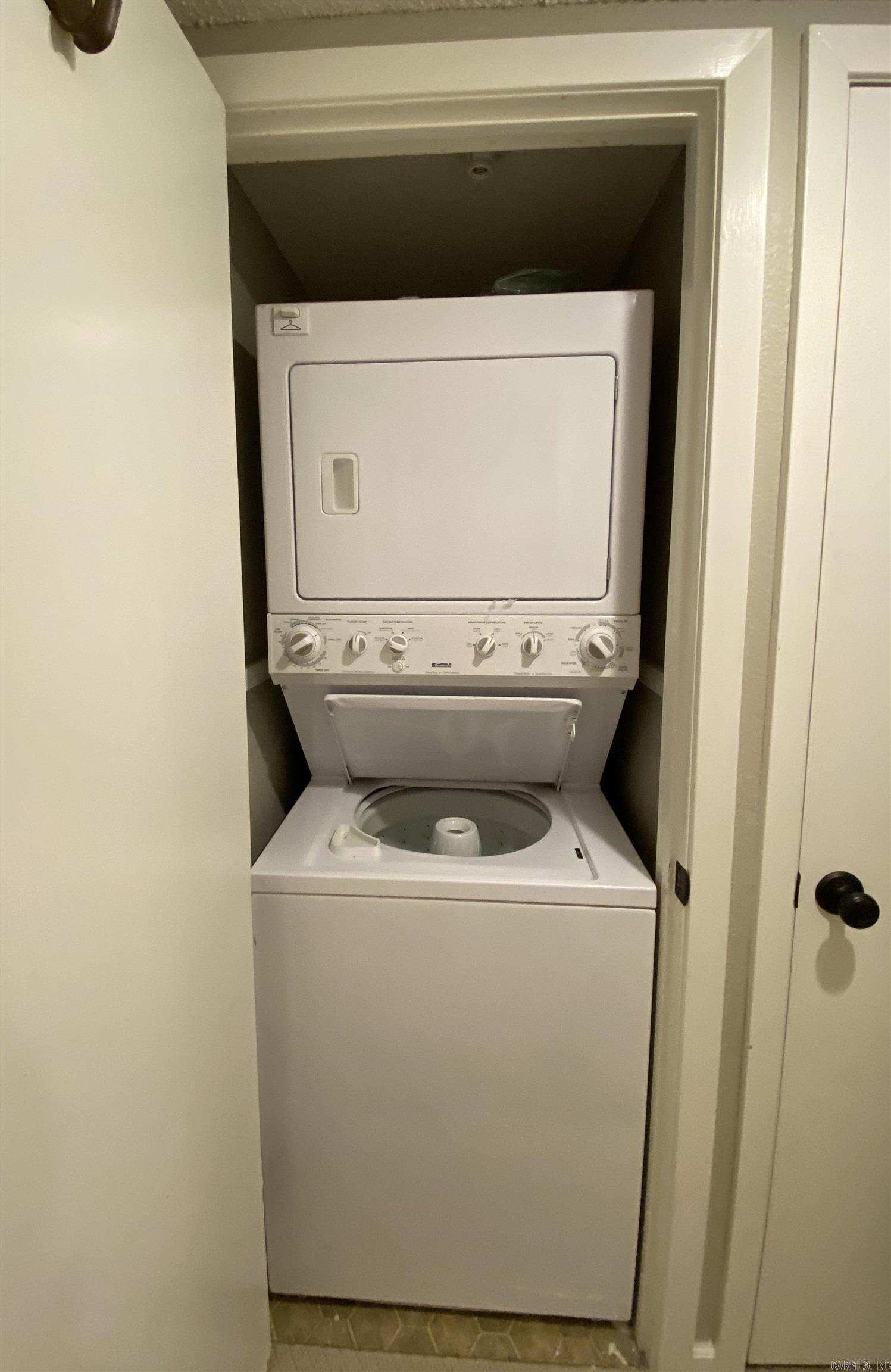 21 Pine Cove  Mount Ida, AR