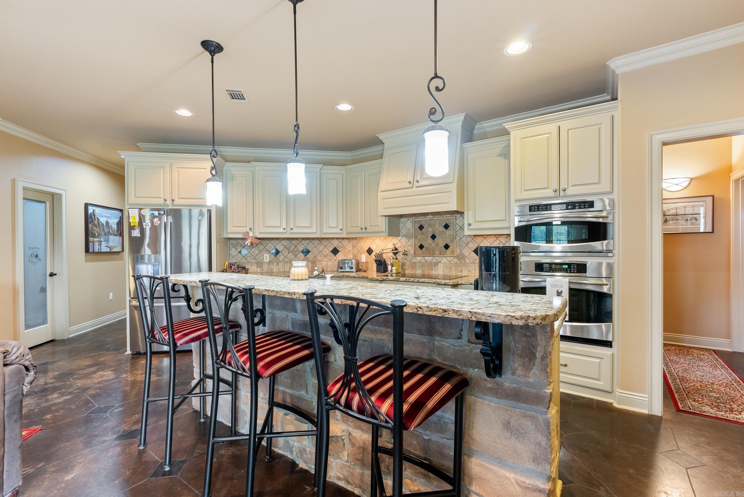 48 Bridge Field Drive  Sherwood, AR