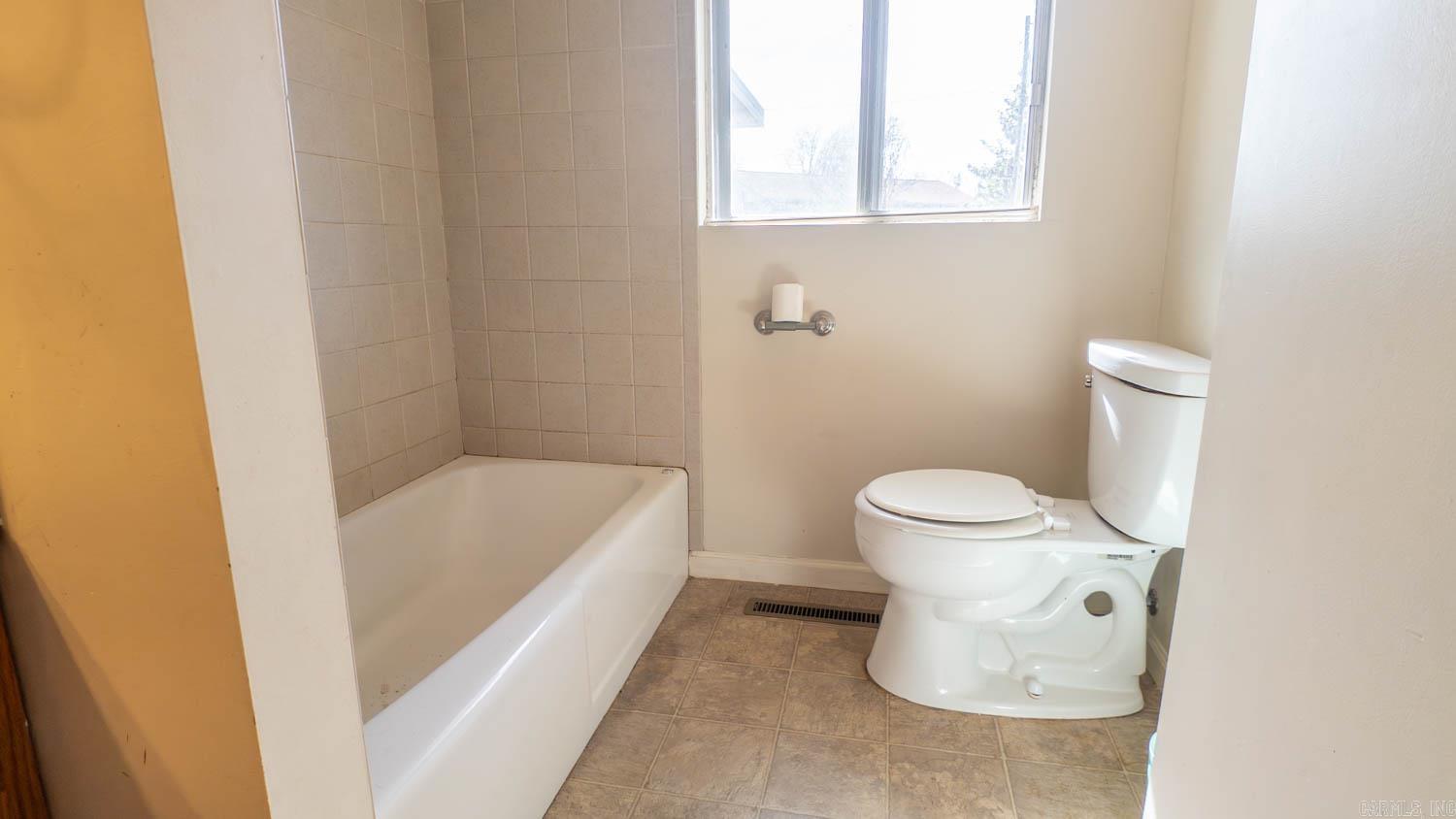 2014 Deer Path  Mountain Home, AR