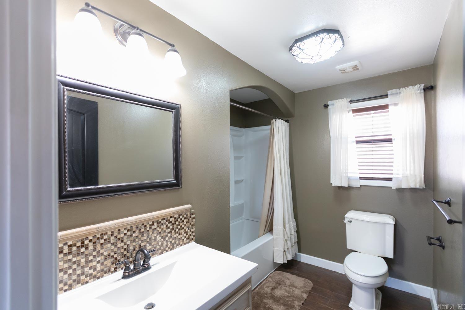 4001 S Highway 71  Mena, AR