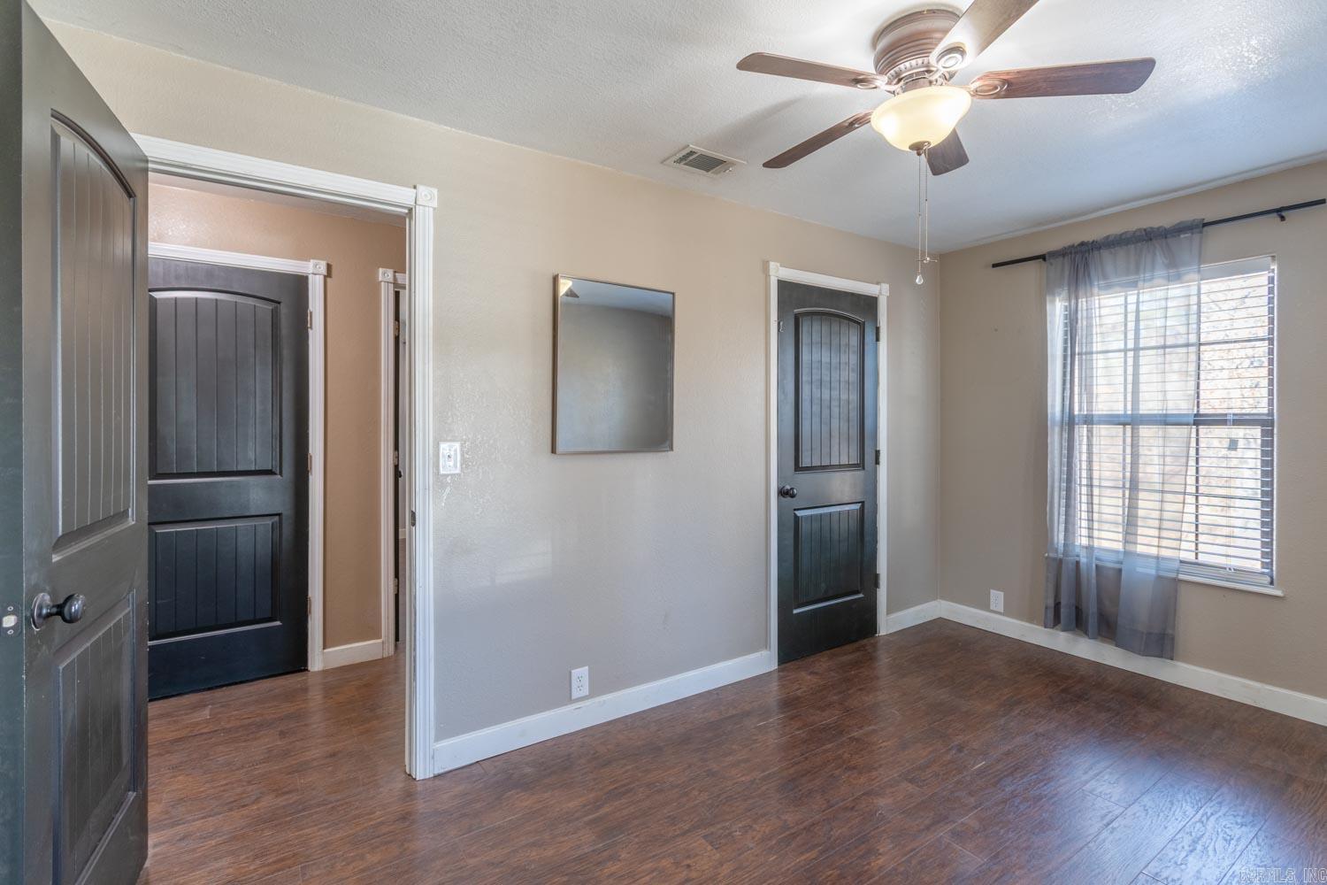 4001 S Highway 71  Mena, AR