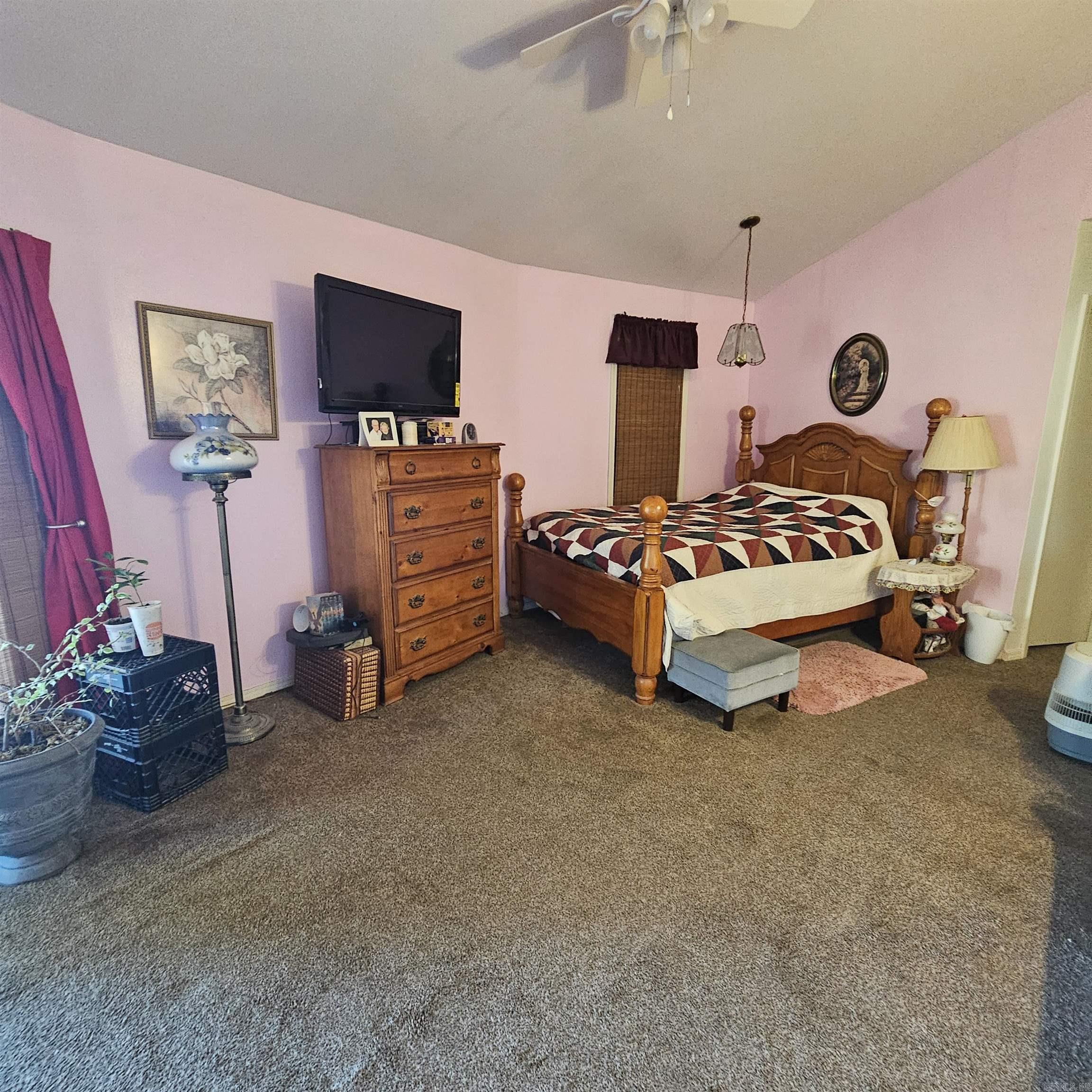 40 E Pless  Russellville, AR