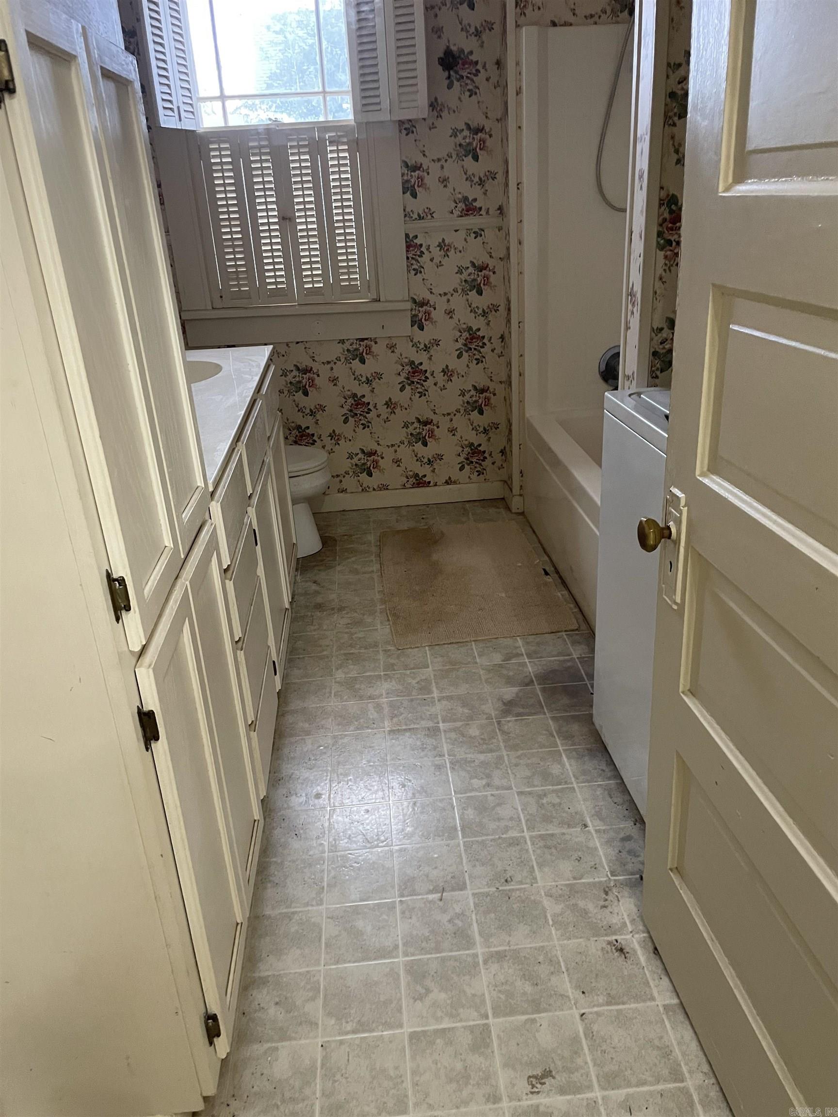 182 2nd  Holly Grove, AR