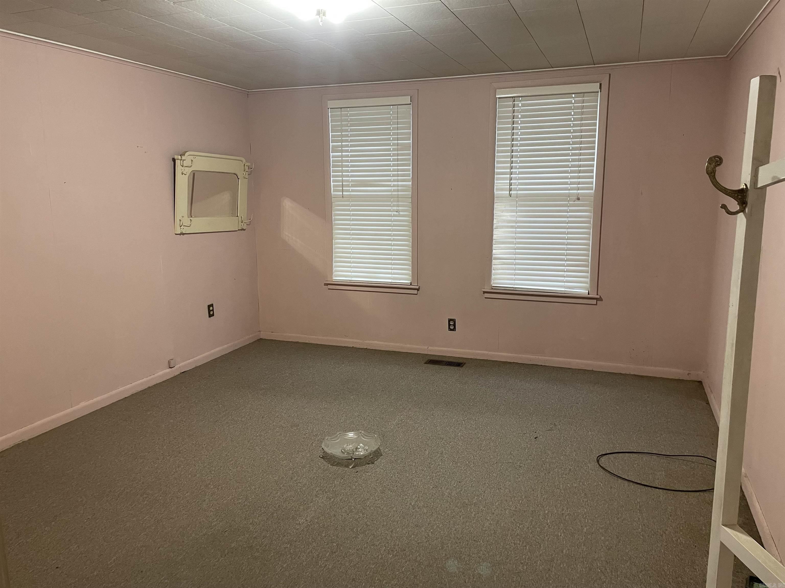 182 2nd  Holly Grove, AR