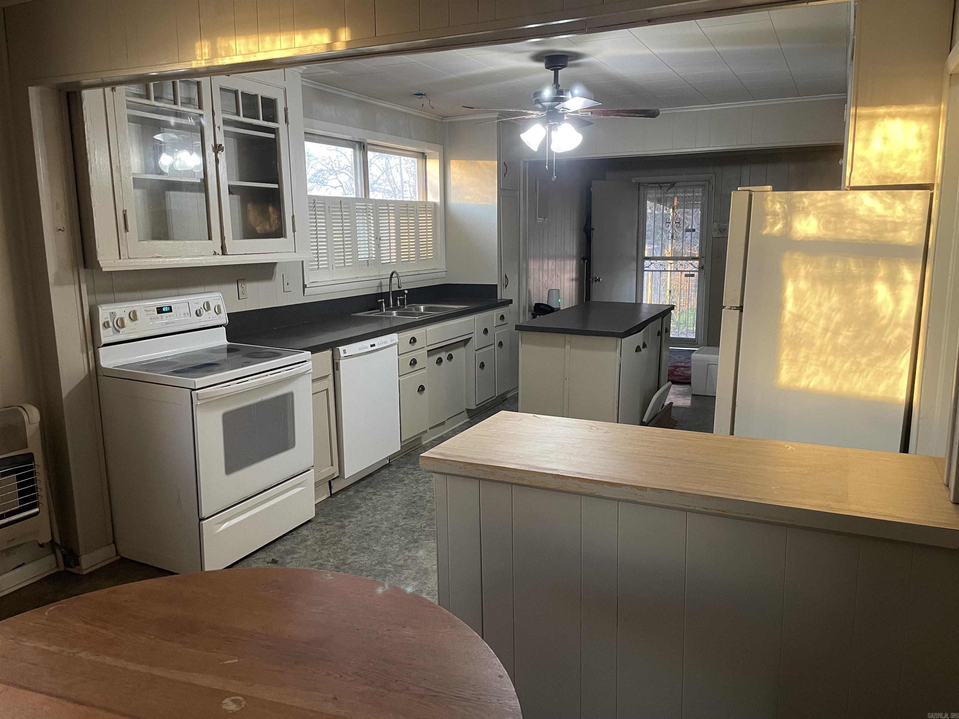 182 2nd  Holly Grove, AR