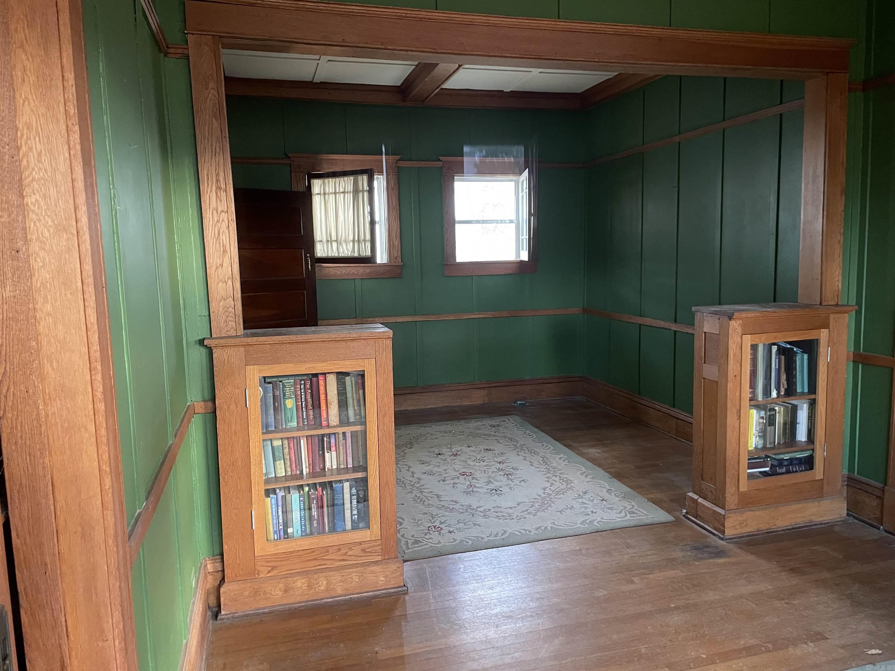 182 2nd  Holly Grove, AR