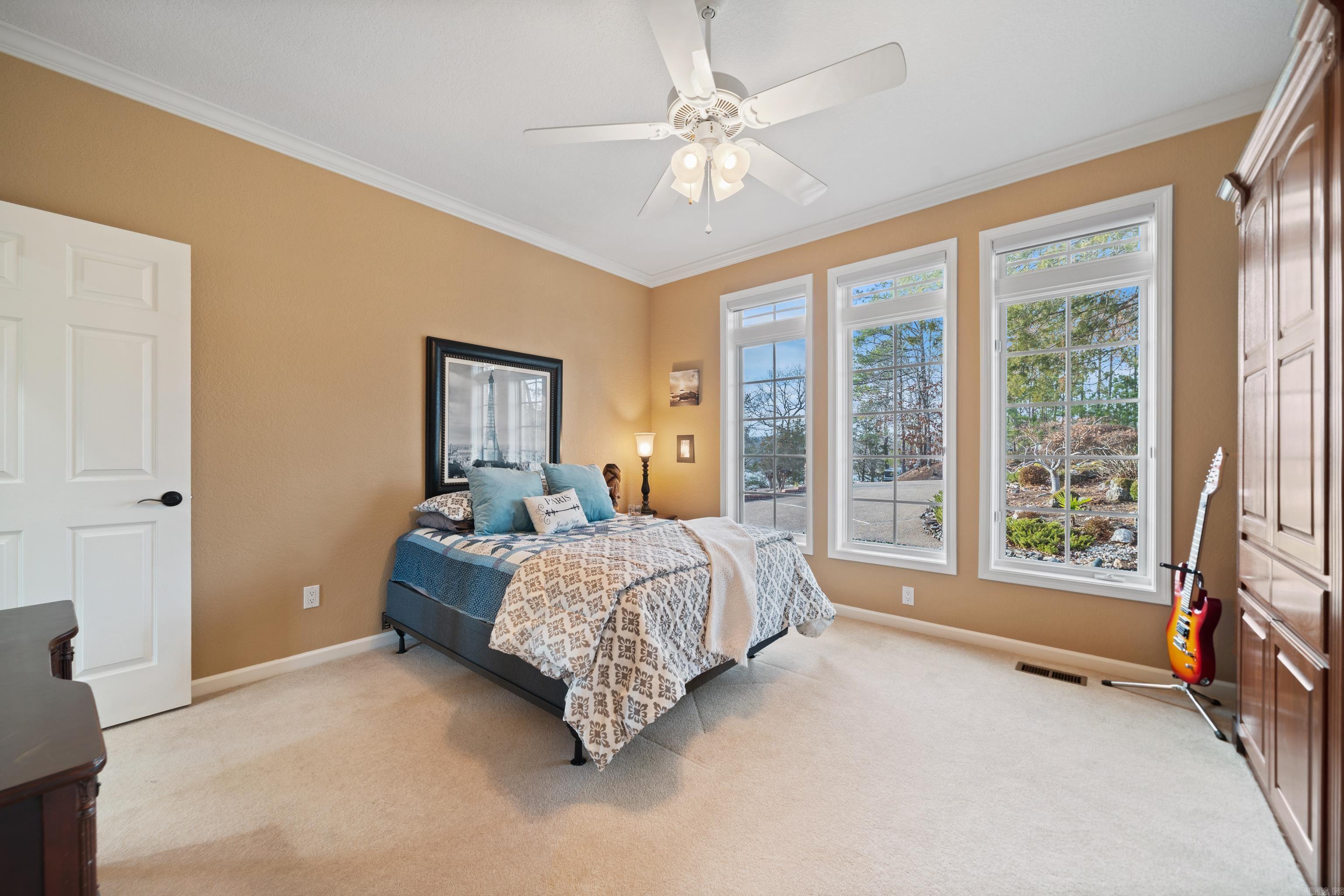 11 Oliete Ln  Hot Springs Village, AR