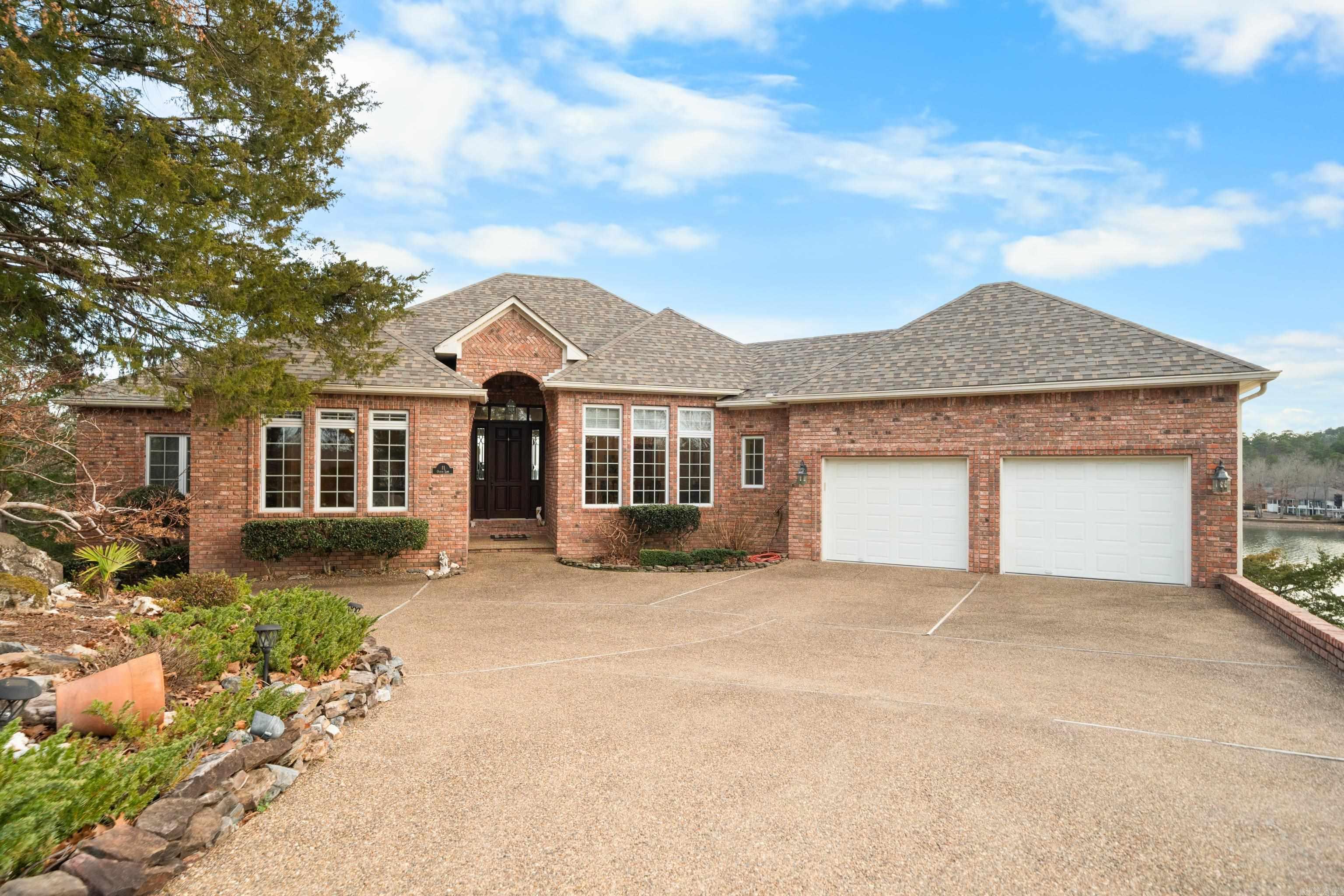 11 Oliete Ln  Hot Springs Village, AR