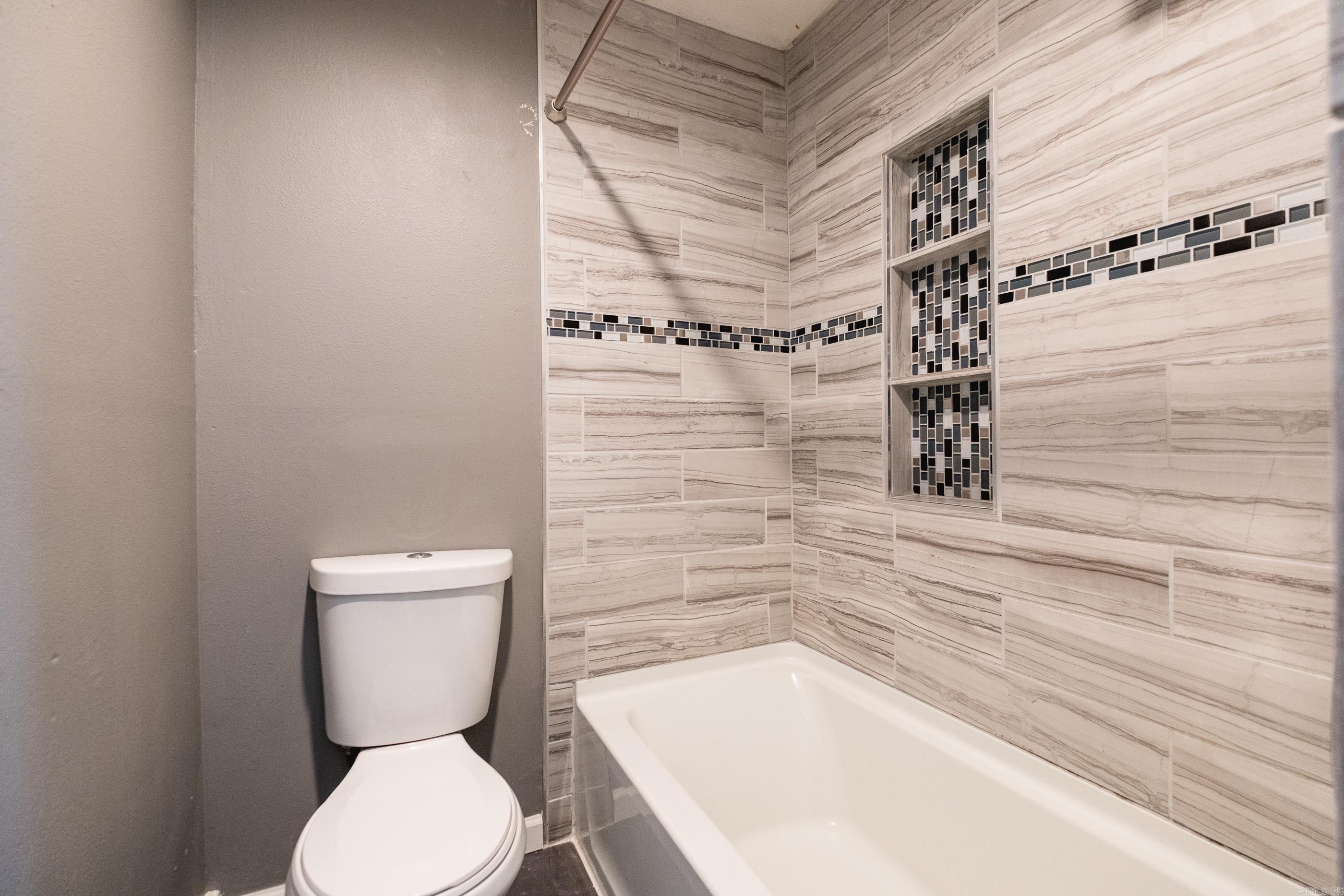 29 Oak Tree  North Little Rock, AR