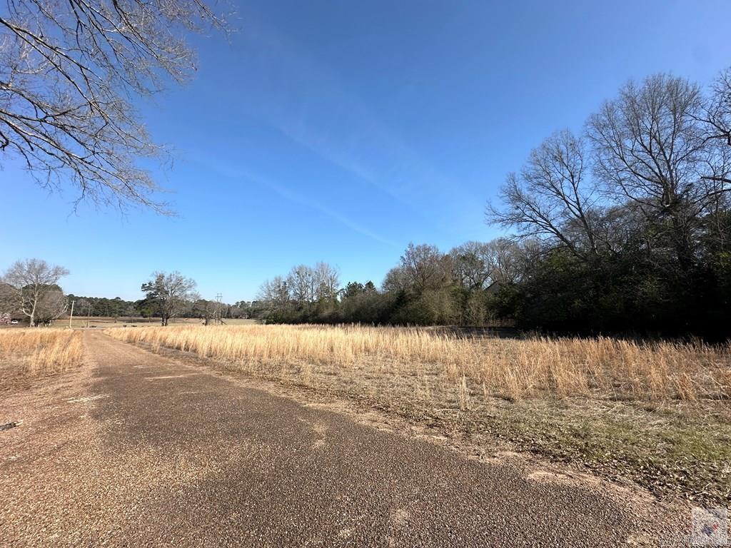 1408 E Main St.  Atlanta, TX