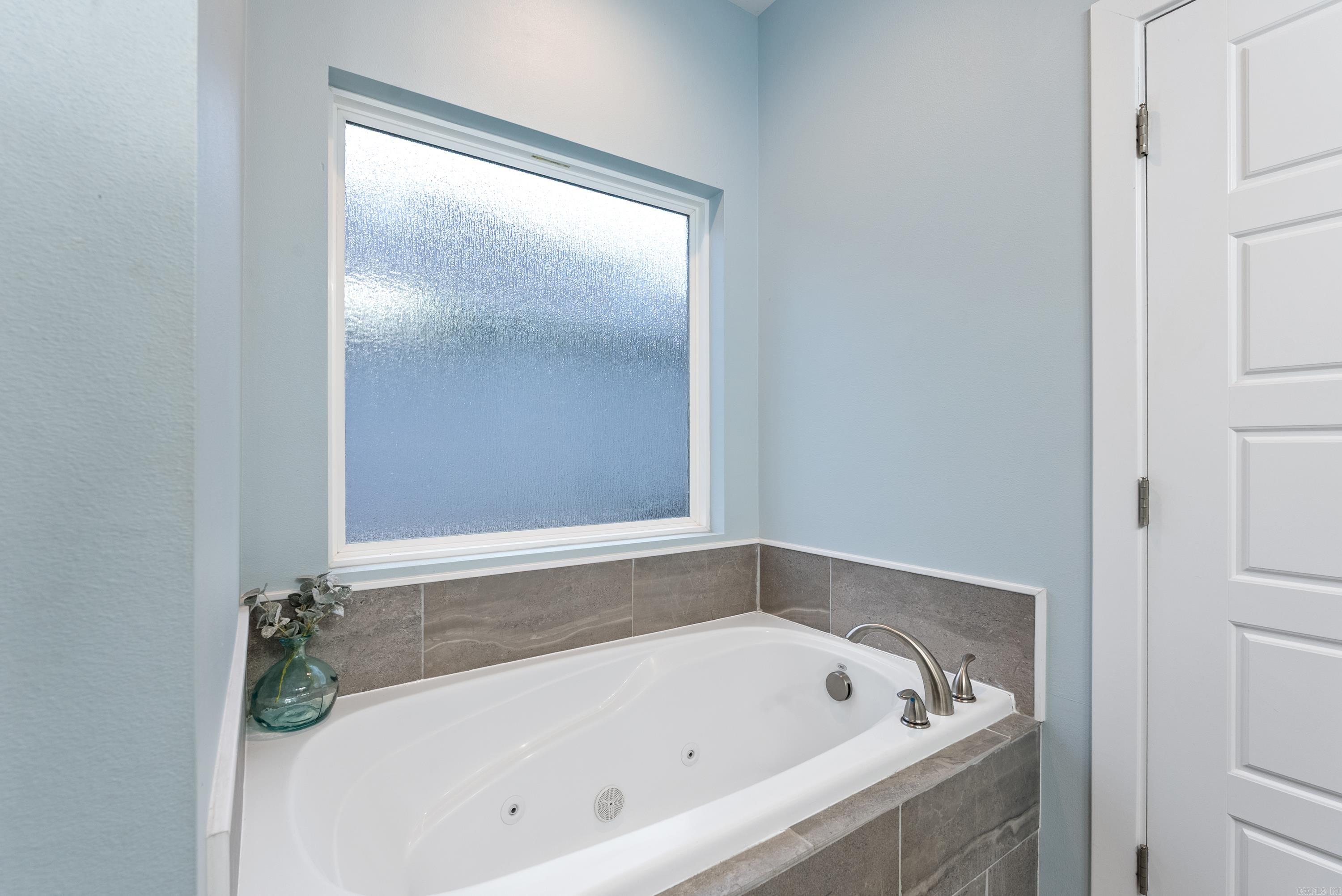 26 Canten  Greenbrier, AR