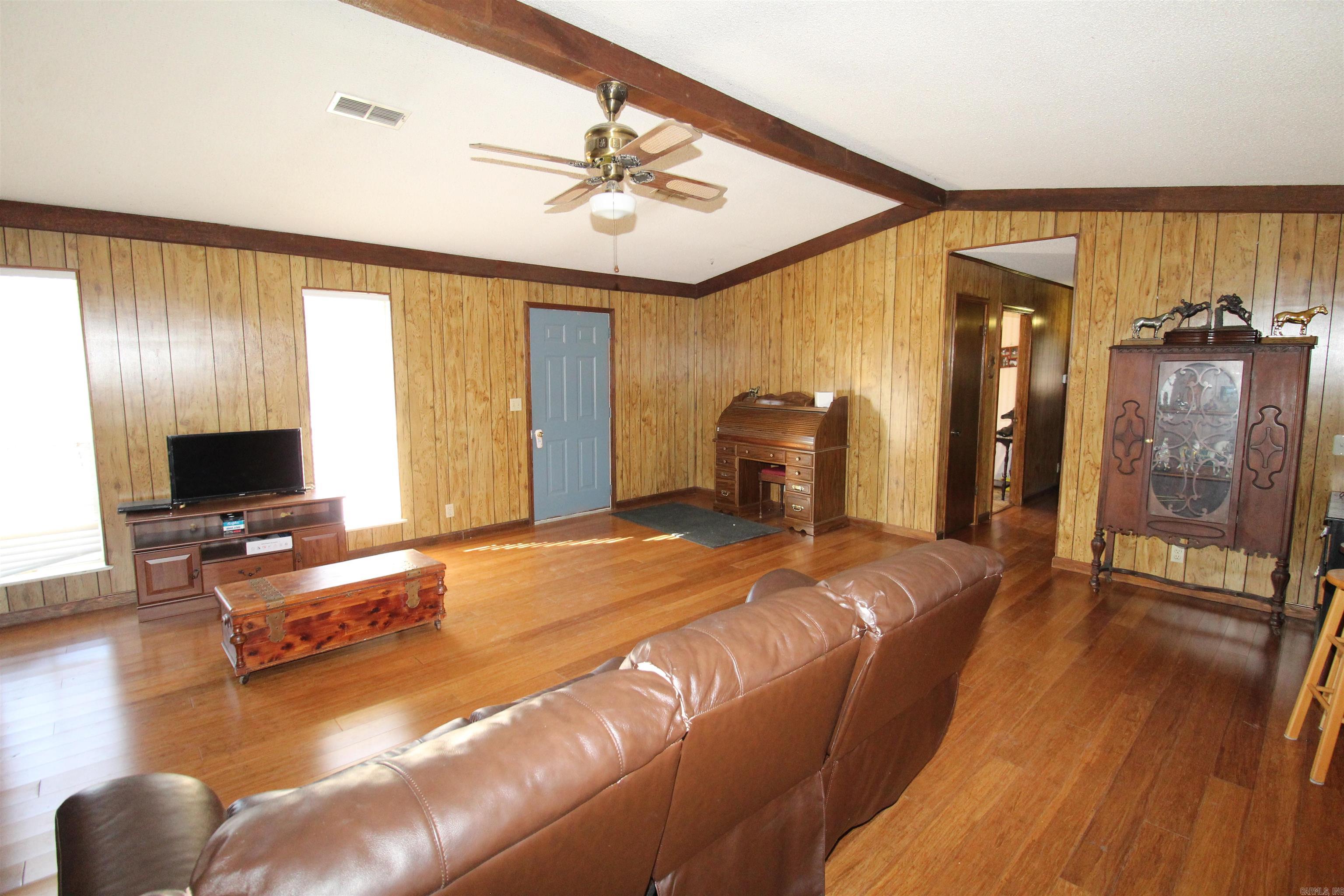 612 Sanders Dr  Redfield, AR