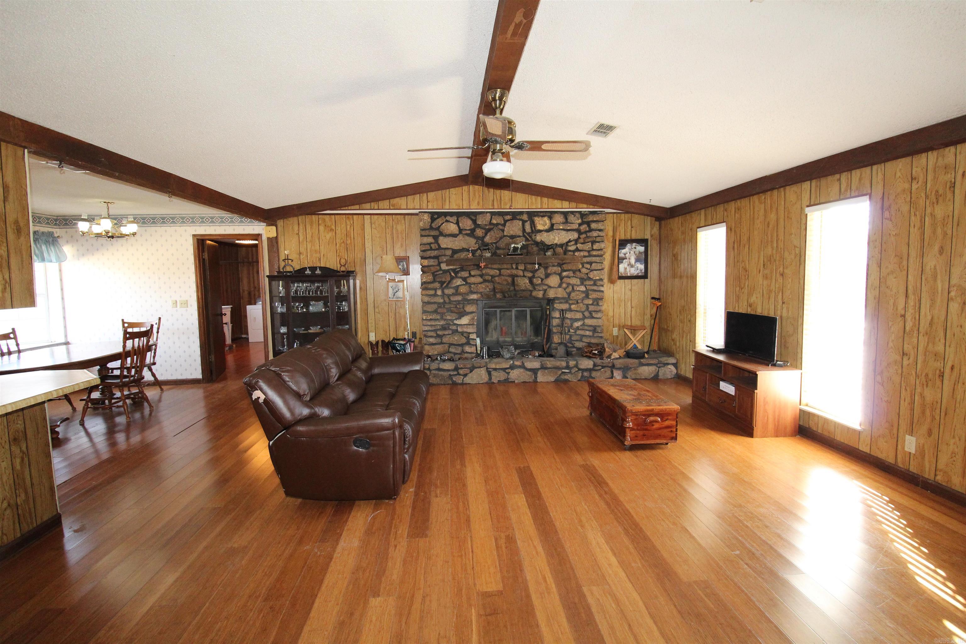 612 Sanders Dr  Redfield, AR