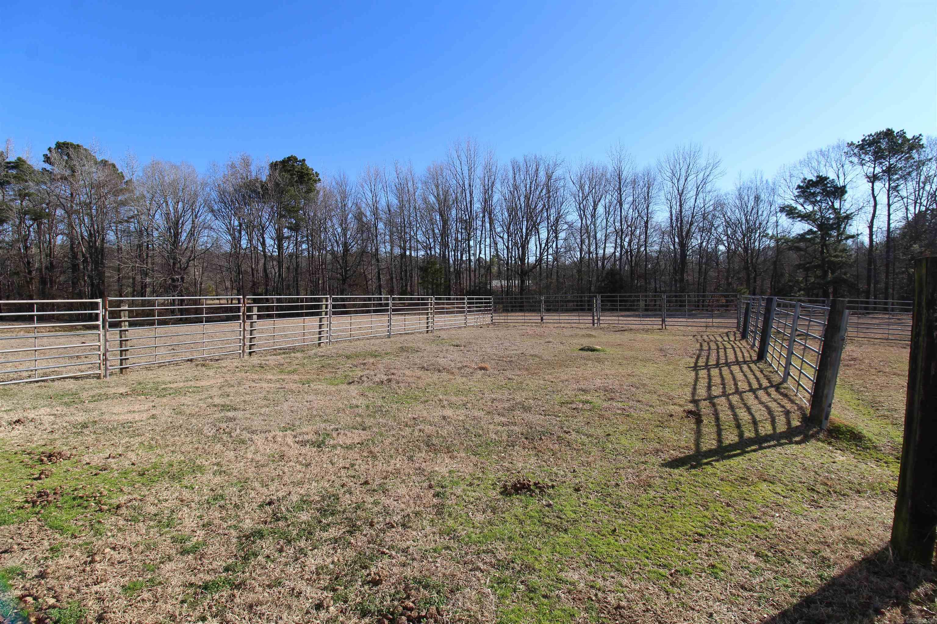 612 Sanders Dr  Redfield, AR