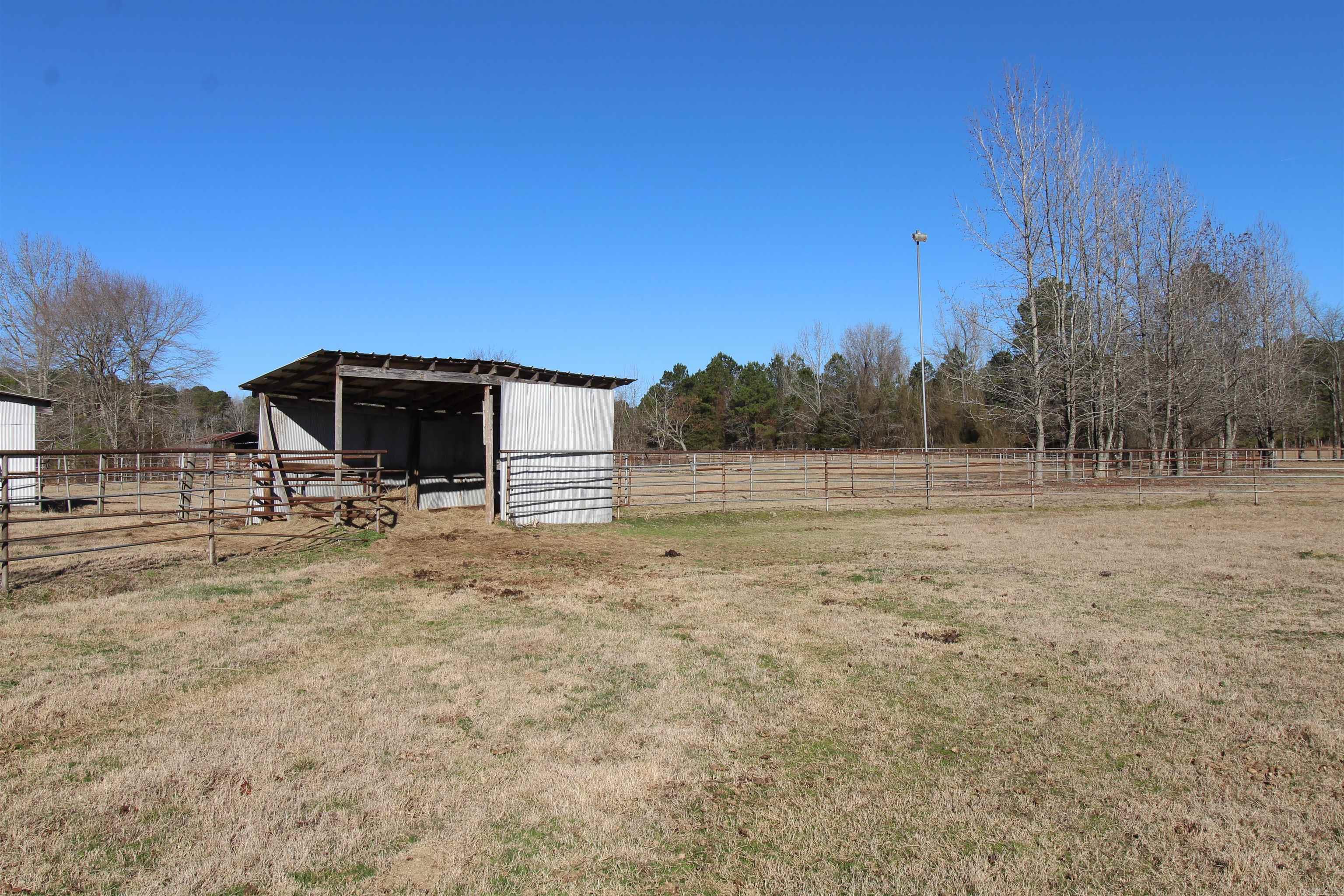 612 Sanders Dr  Redfield, AR