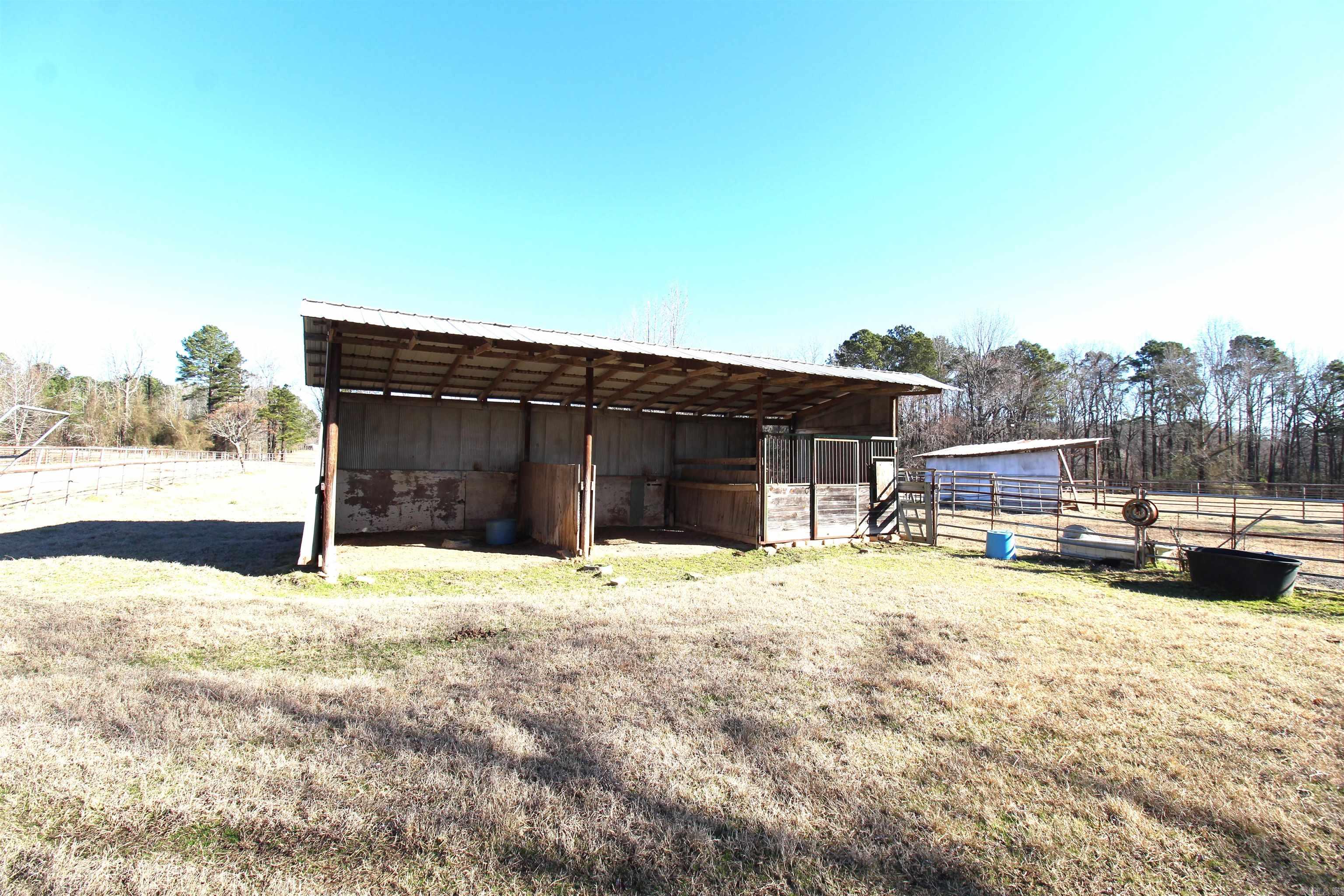 612 Sanders Dr  Redfield, AR