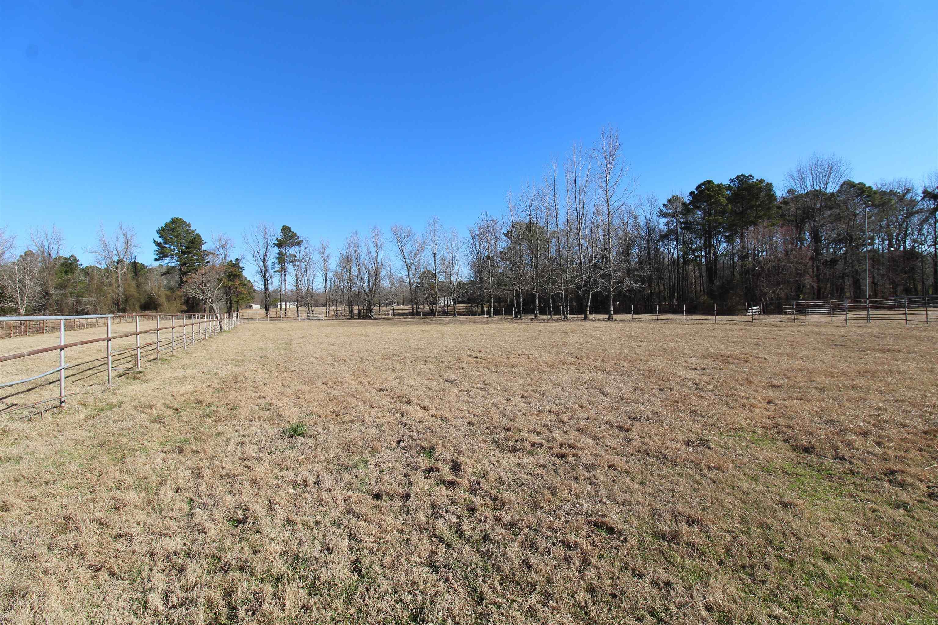 612 Sanders Dr  Redfield, AR