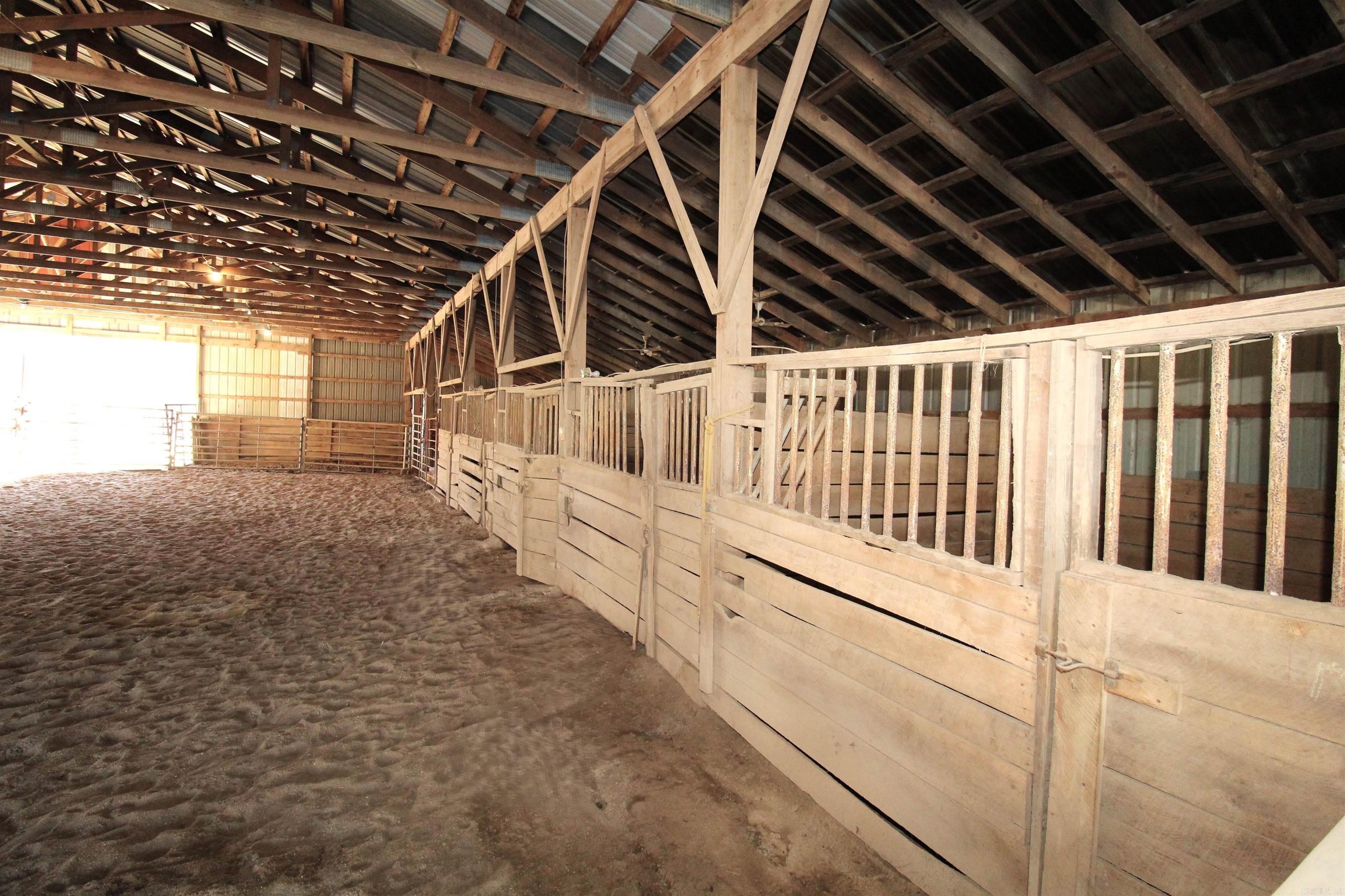 612 Sanders Dr  Redfield, AR