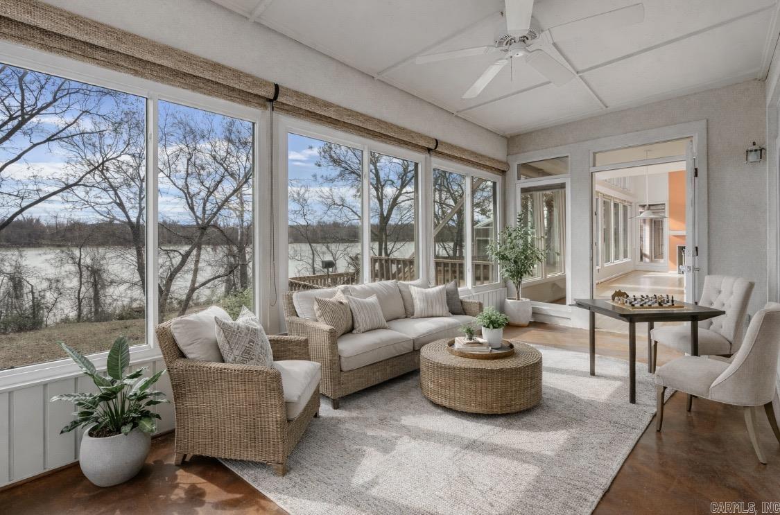 17 BREEZEWOOD  Maumelle, AR