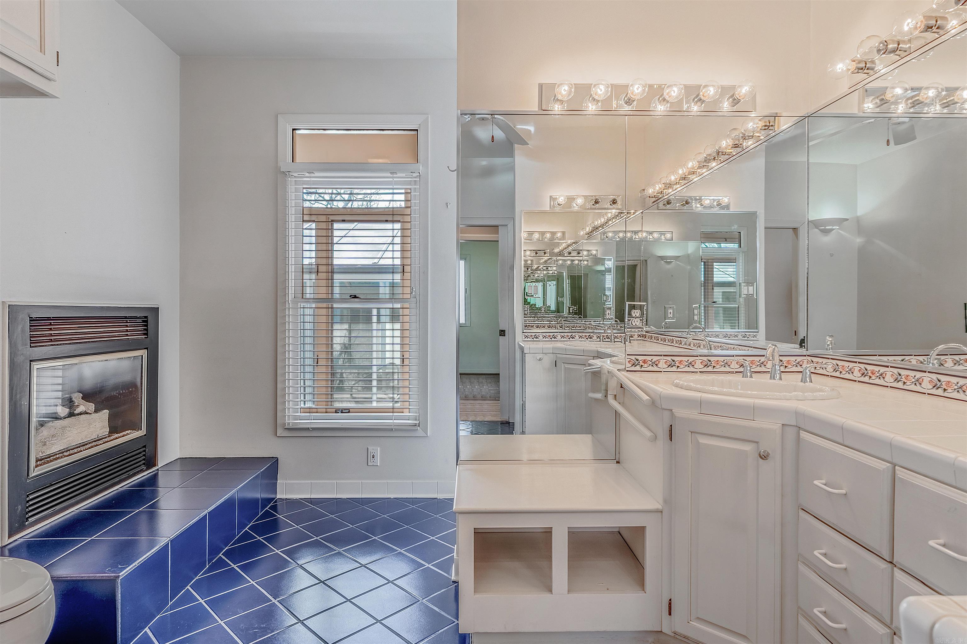 17 BREEZEWOOD  Maumelle, AR