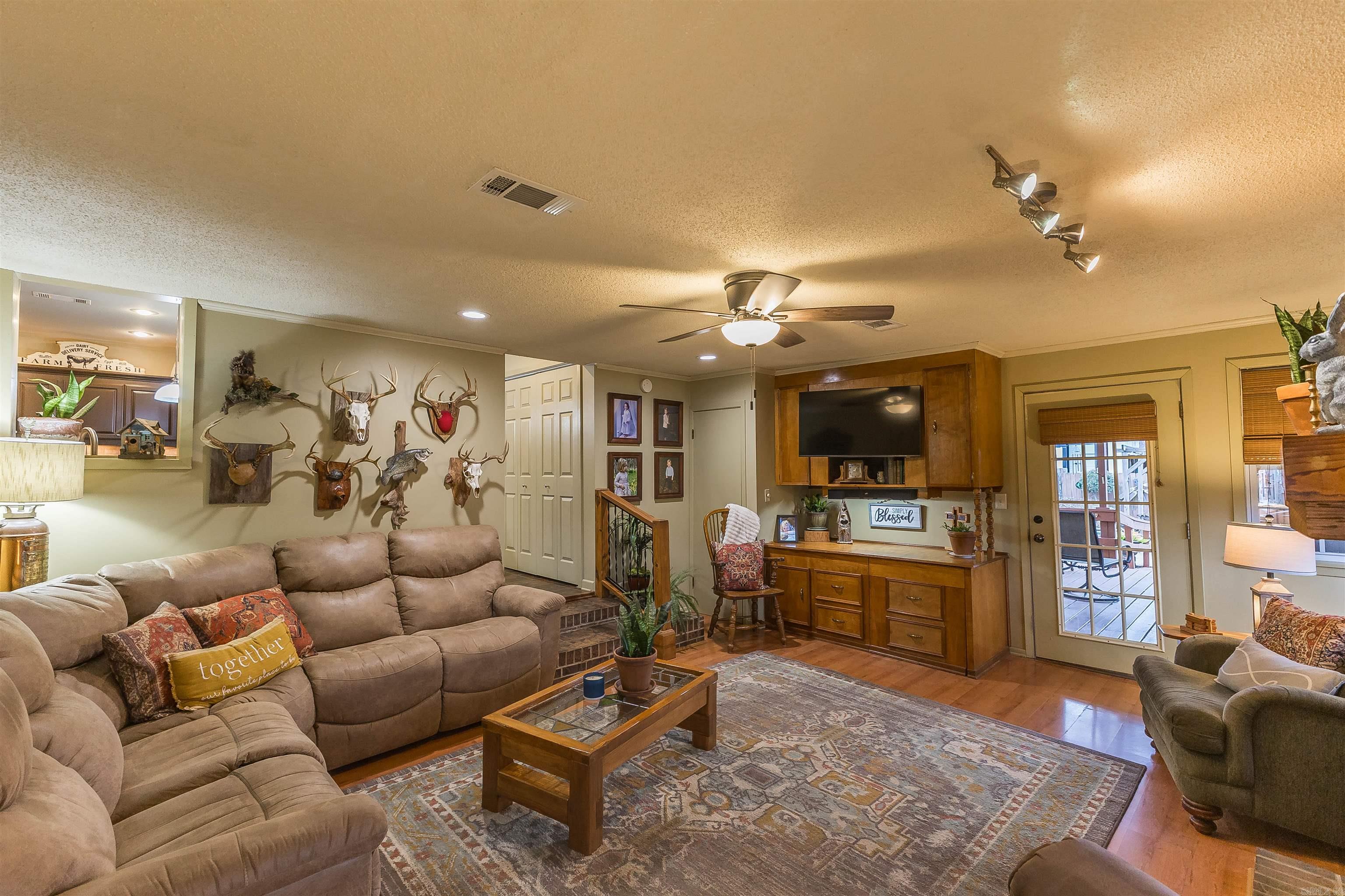 302 W Main St  Emerson, AR