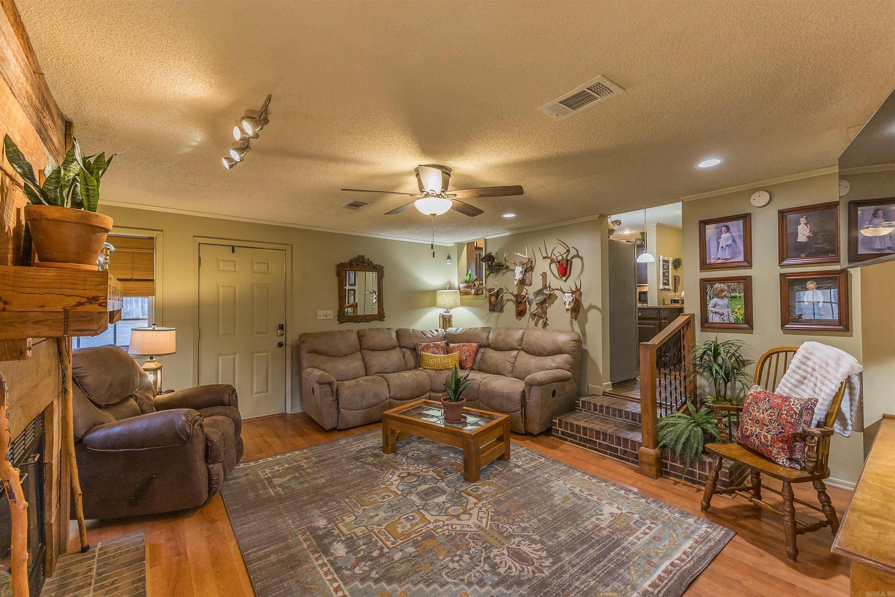 302 W Main St  Emerson, AR