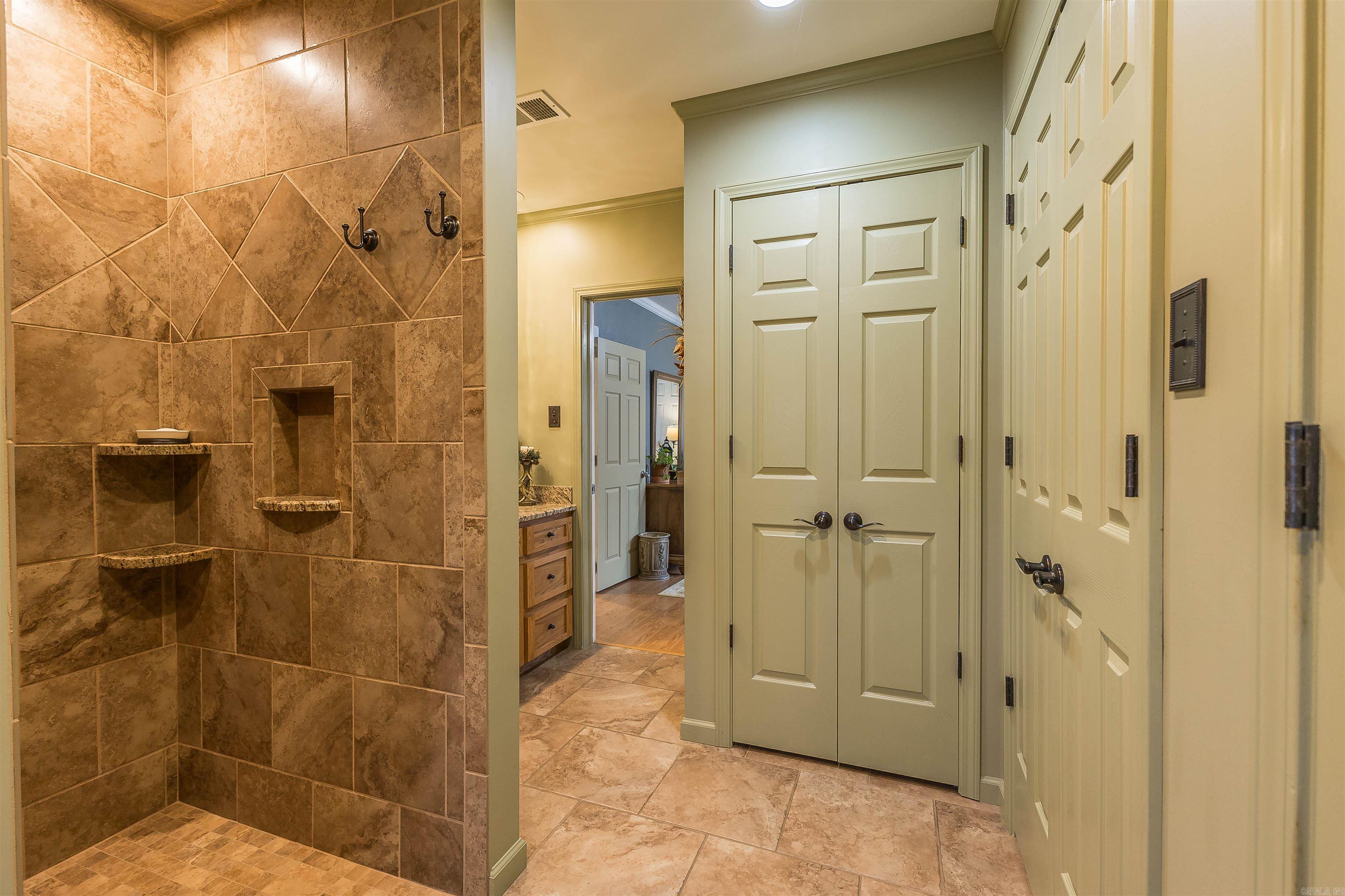 302 W Main St  Emerson, AR