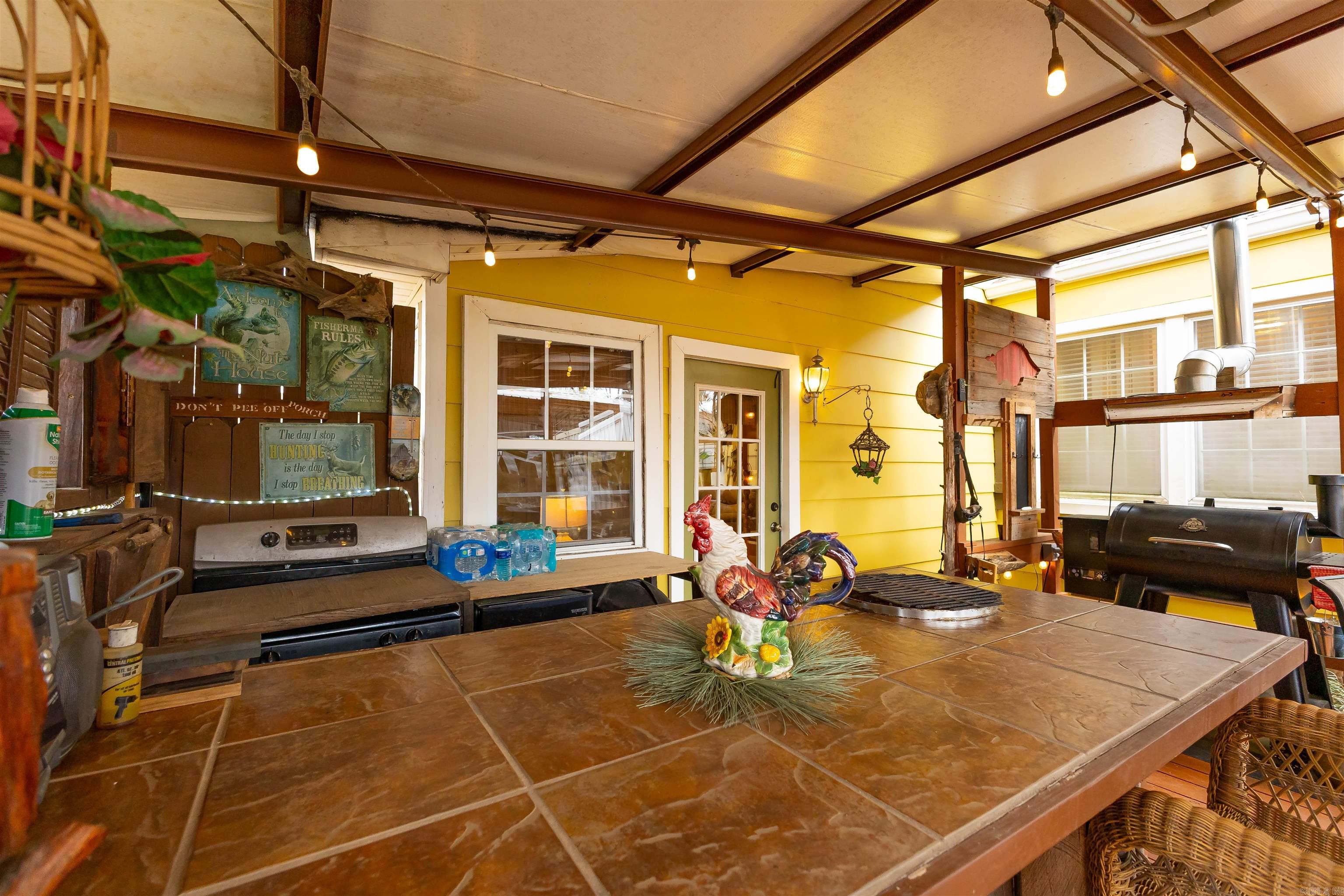 302 W Main St  Emerson, AR