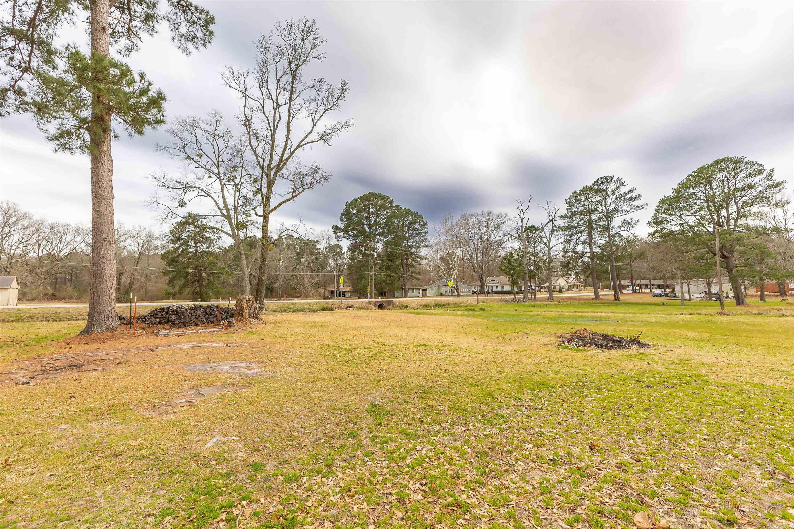 302 W Main St  Emerson, AR