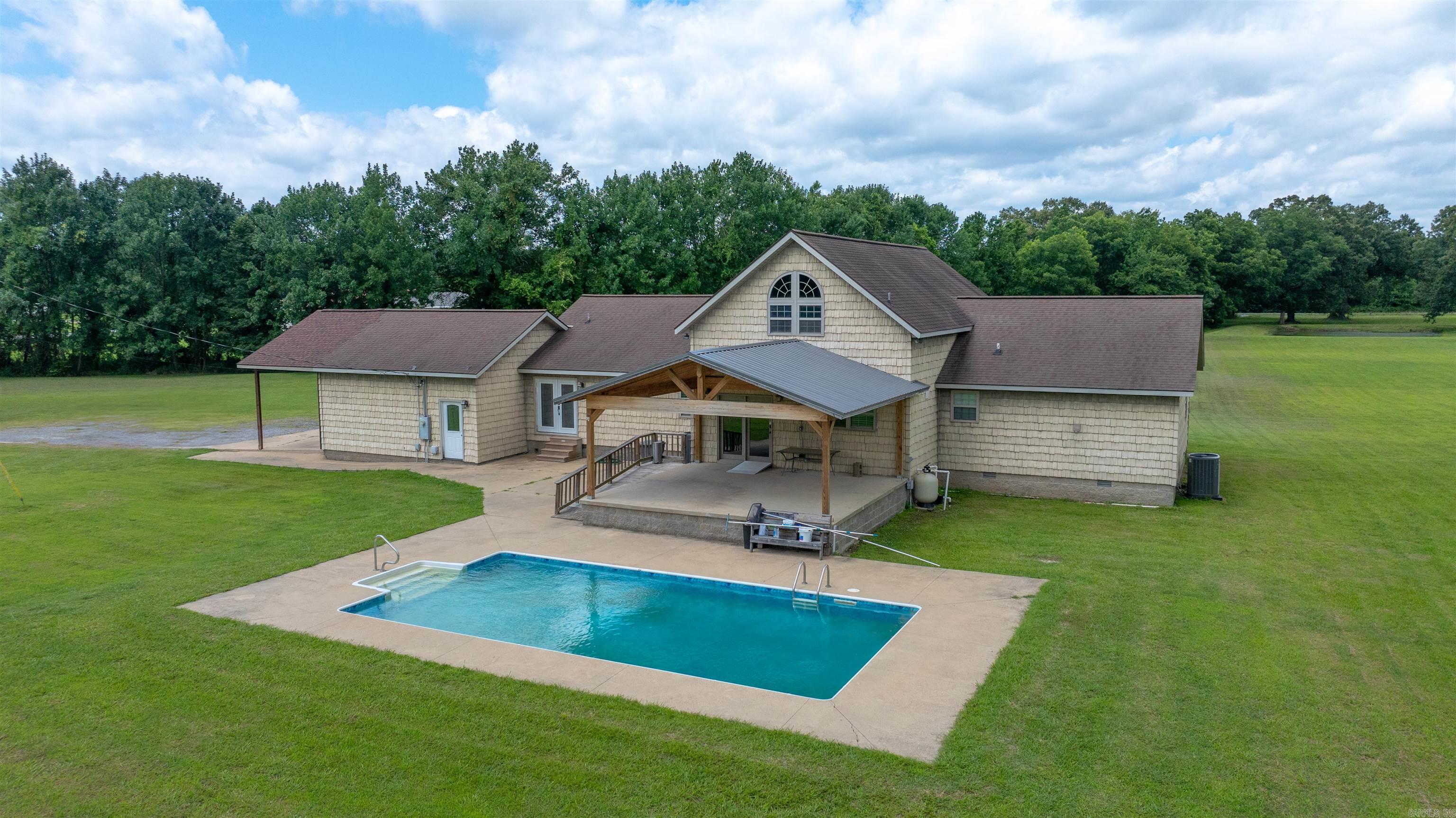 3 Doss Ln Batesville, AR 72501